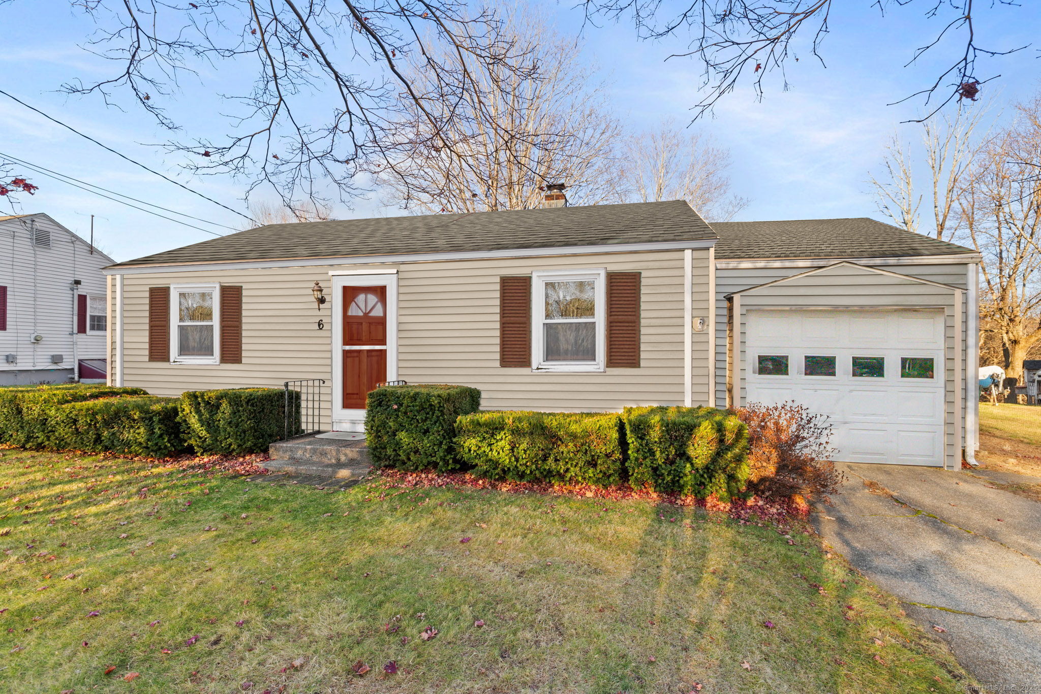 6 Howard Drive