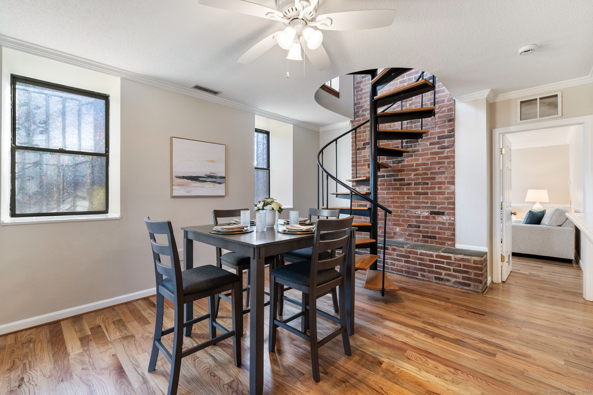 14 Charter Oak Place APT 1