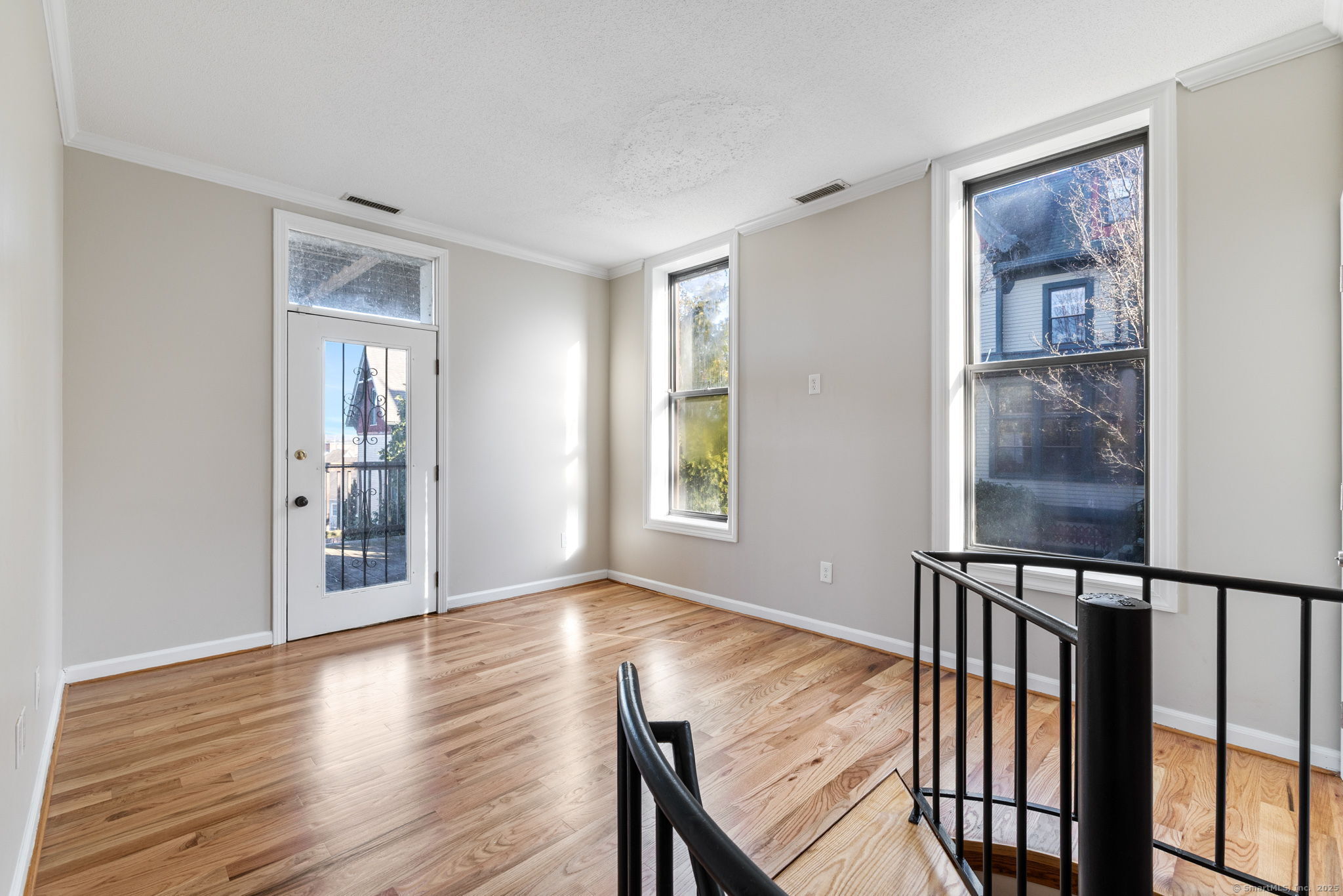 14 Charter Oak Place APT 1