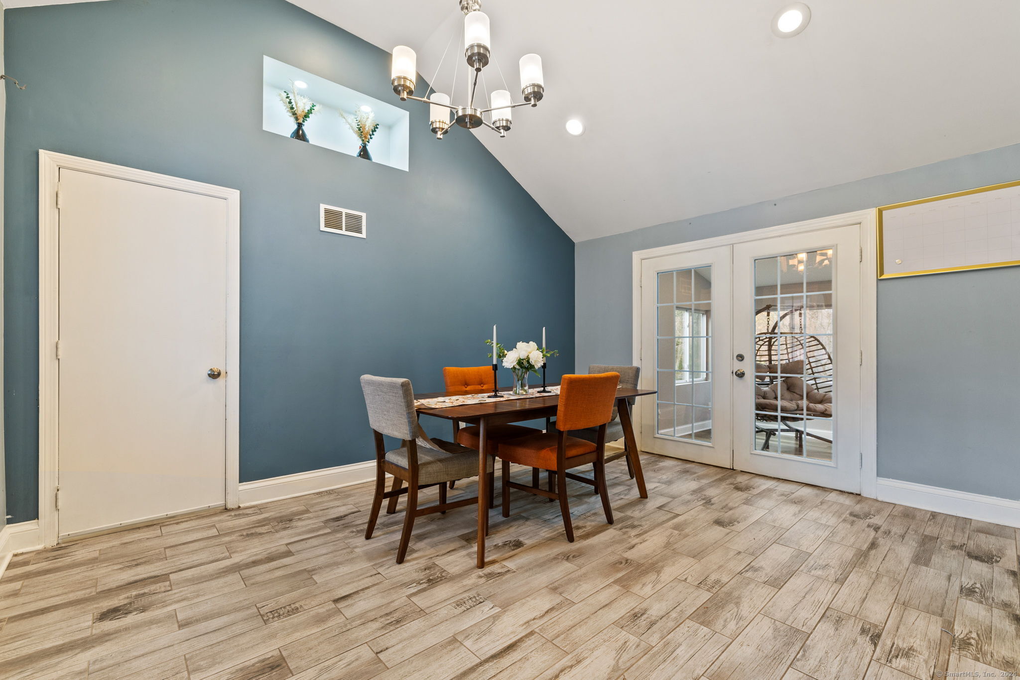 85 Ledgewood Drive