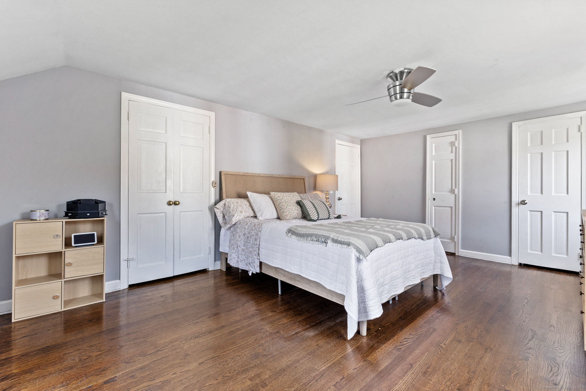 85 Ledgewood Drive