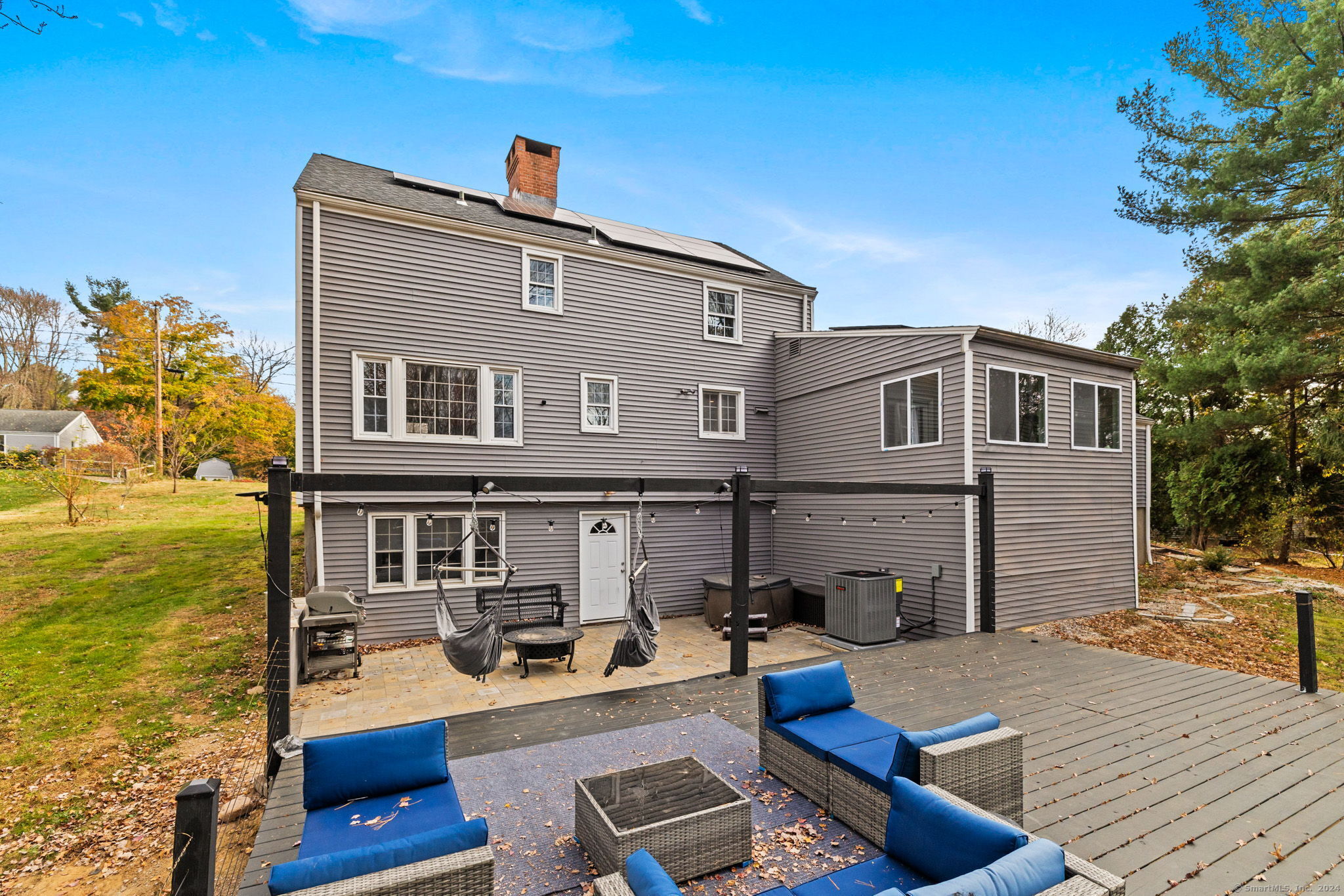 85 Ledgewood Drive