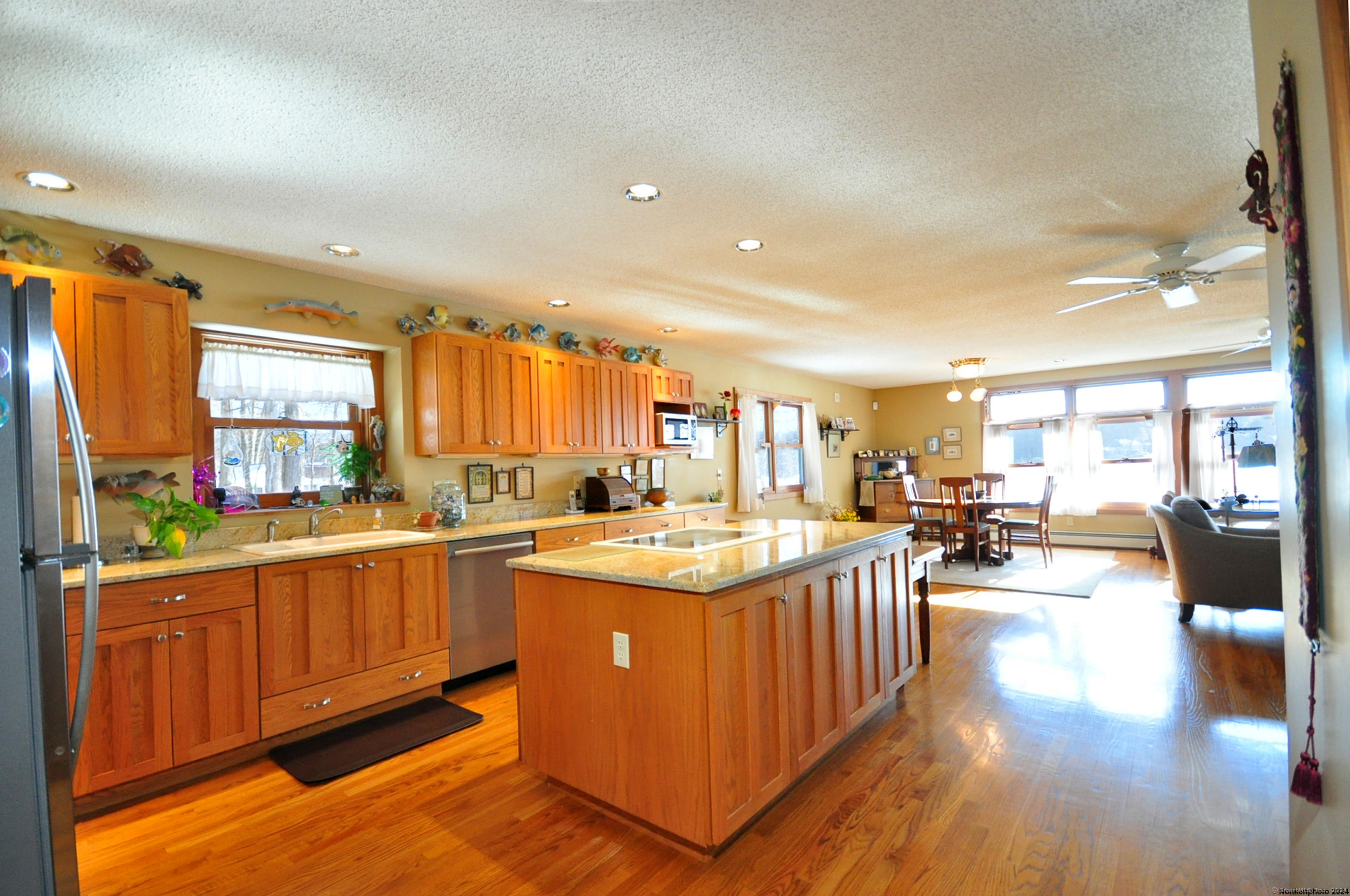 20 Lakeview Drive