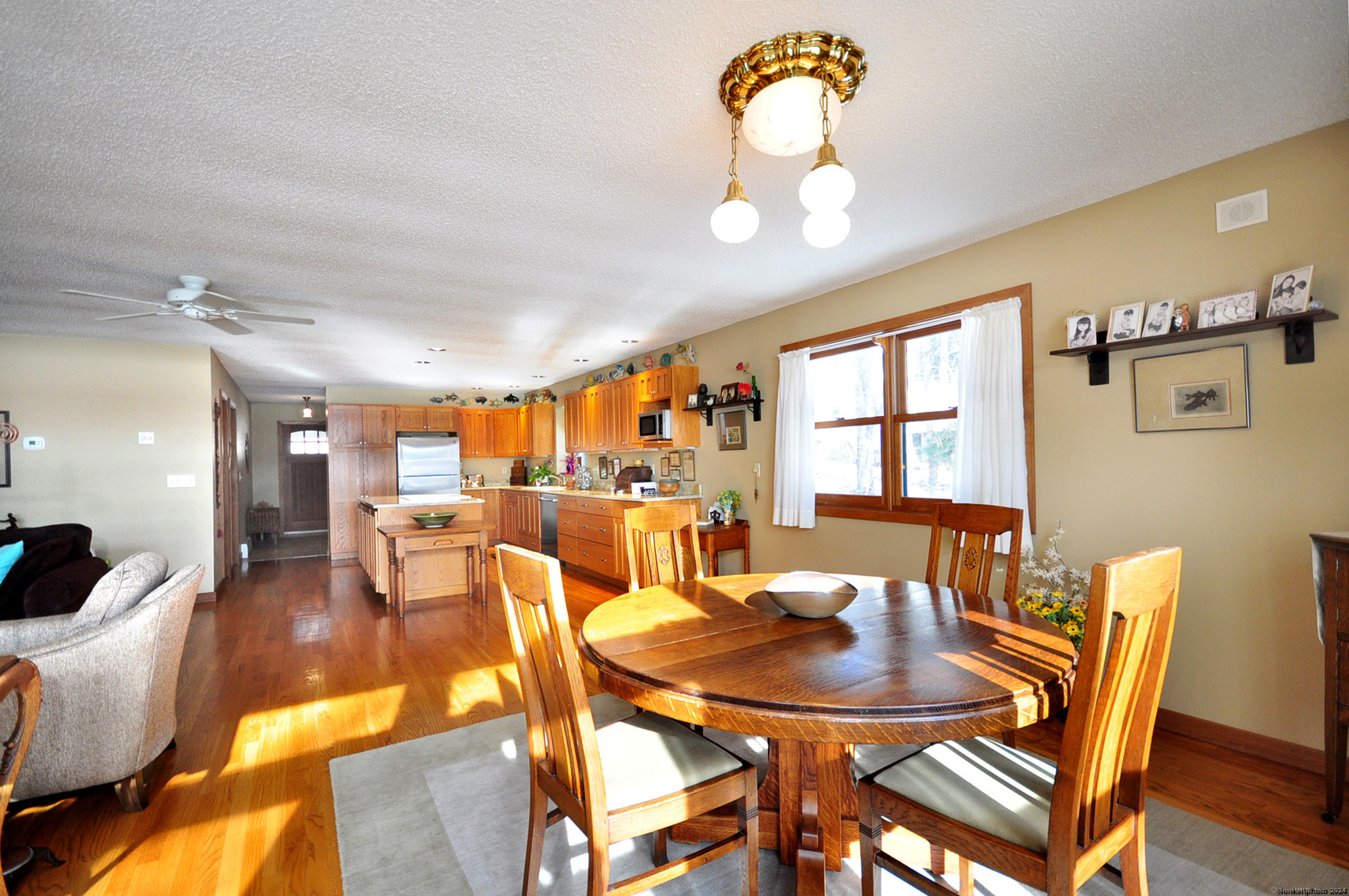20 Lakeview Drive