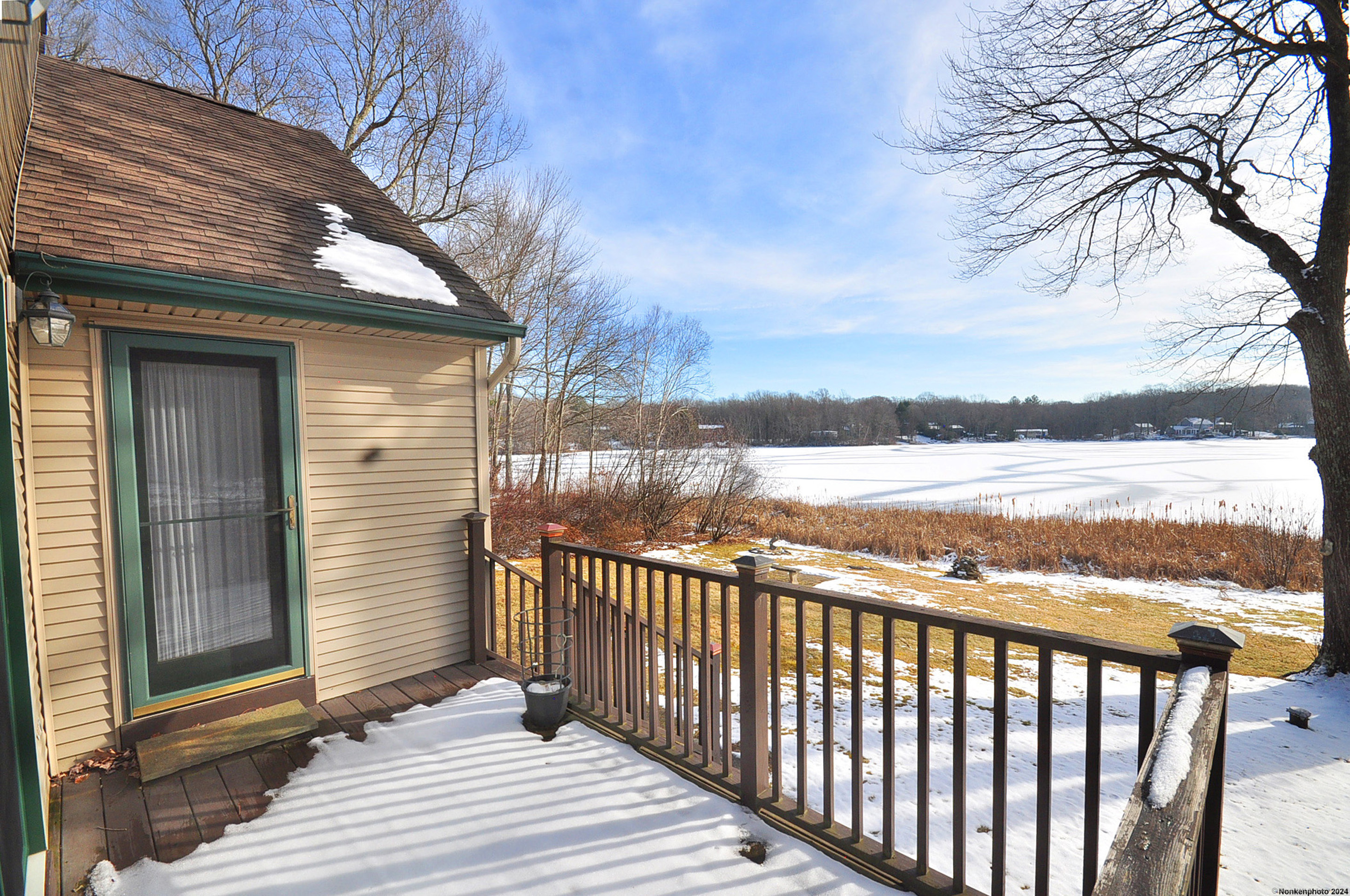 20 Lakeview Drive