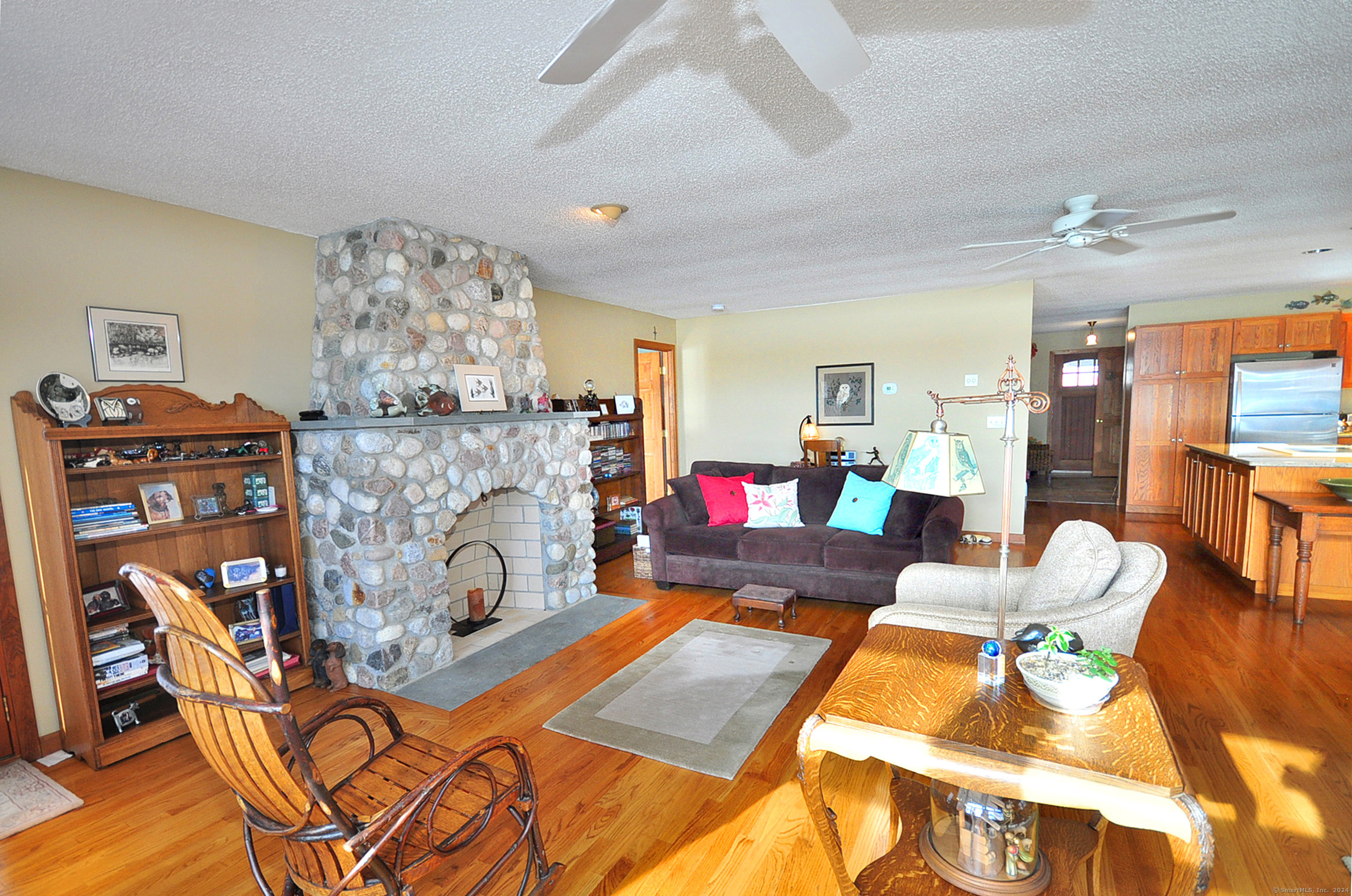 20 Lakeview Drive
