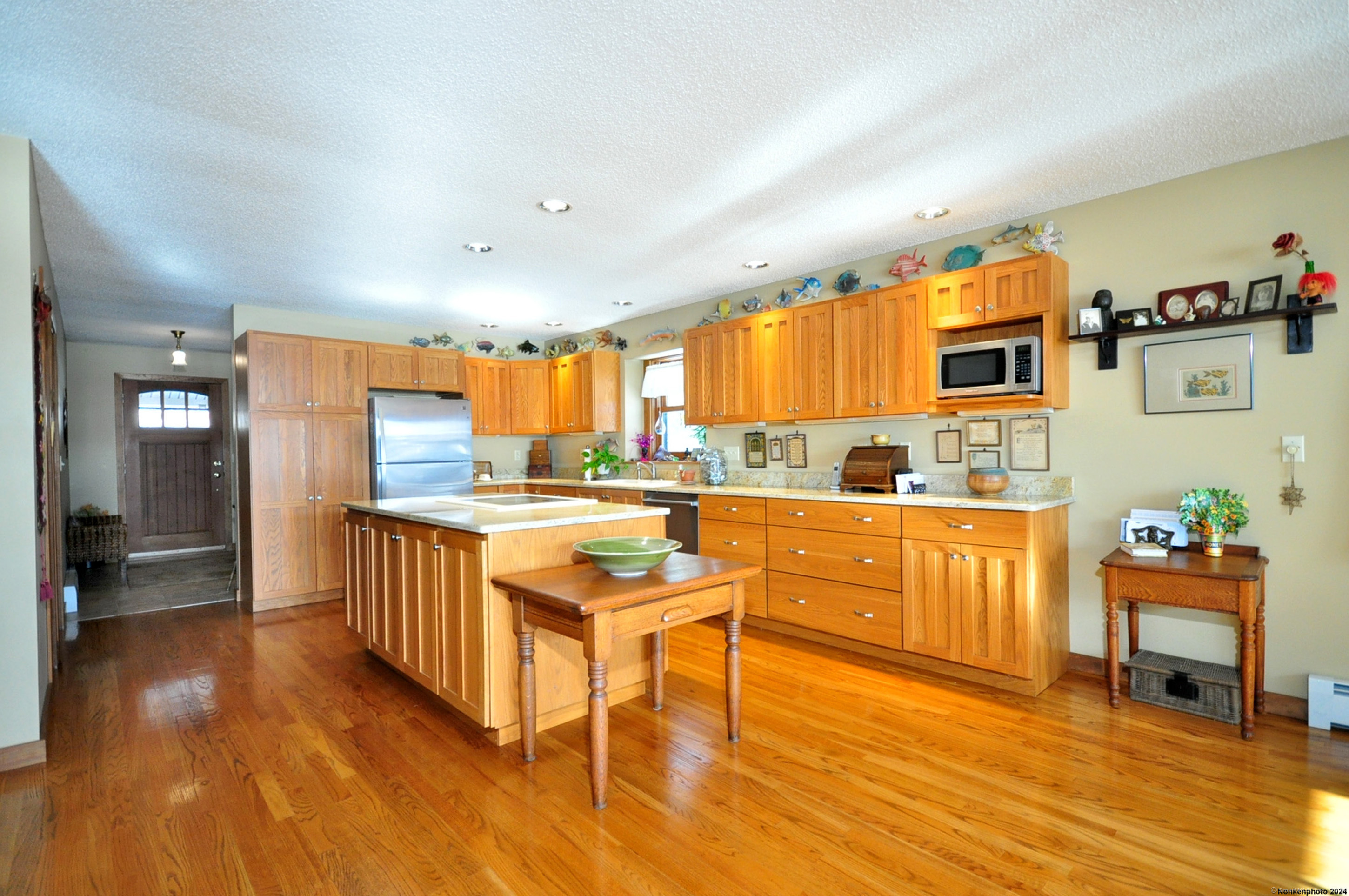 20 Lakeview Drive