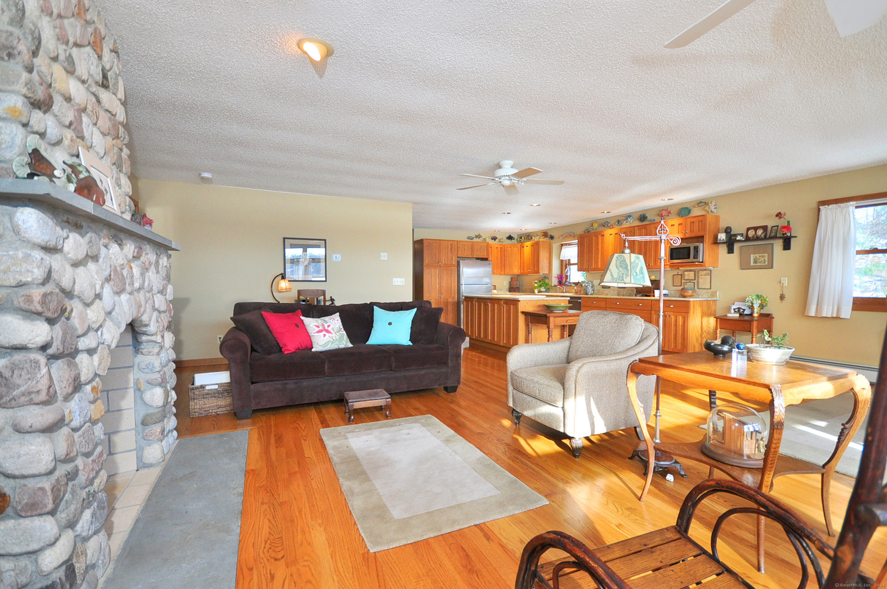 20 Lakeview Drive