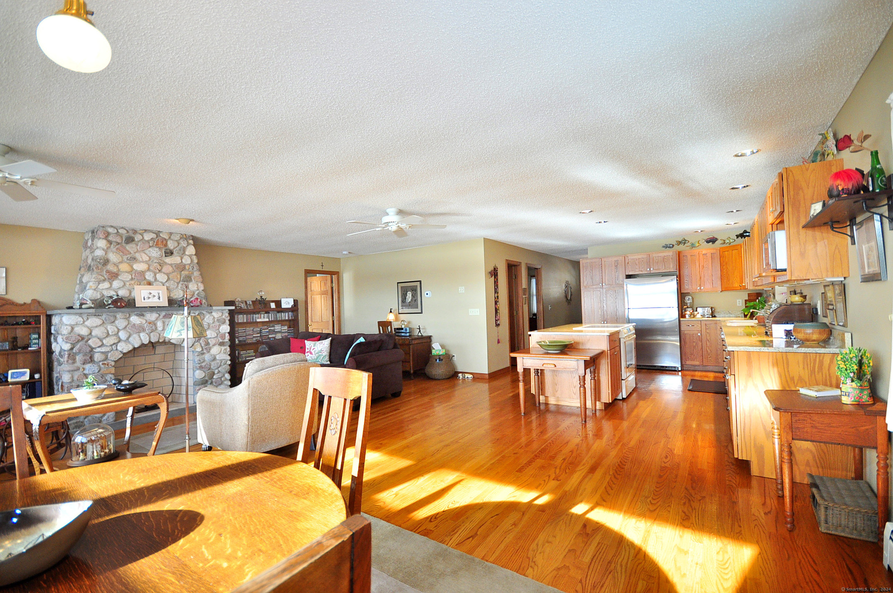 20 Lakeview Drive