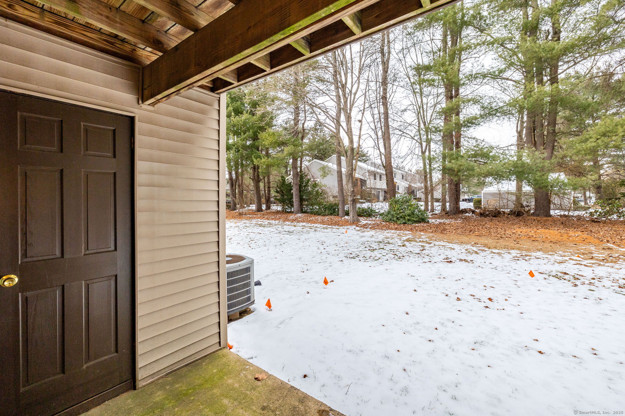 607 Twin Circle Drive 607