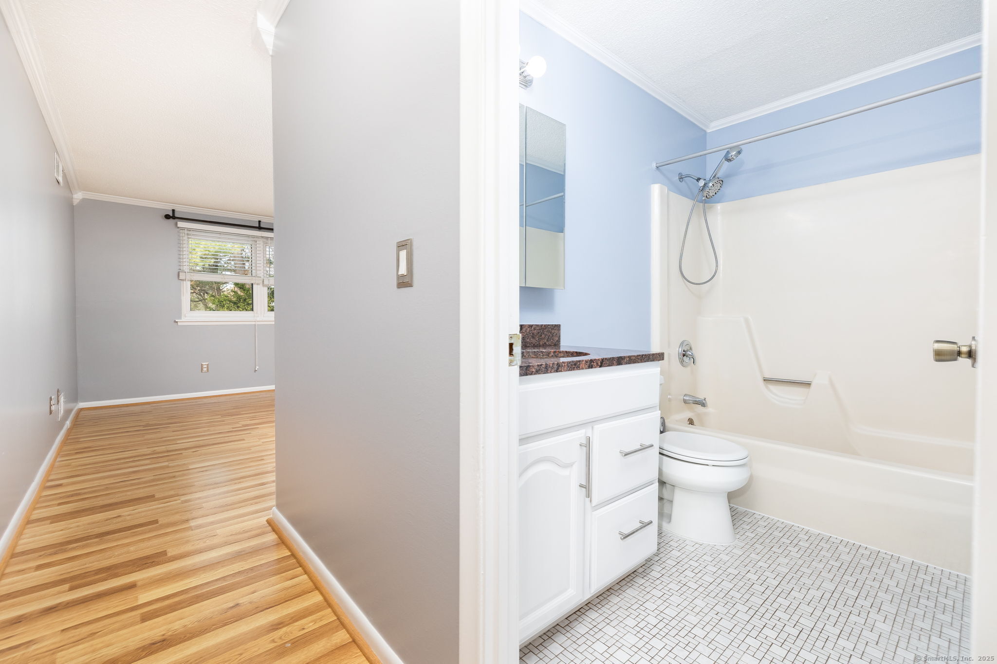 607 Twin Circle Drive 607