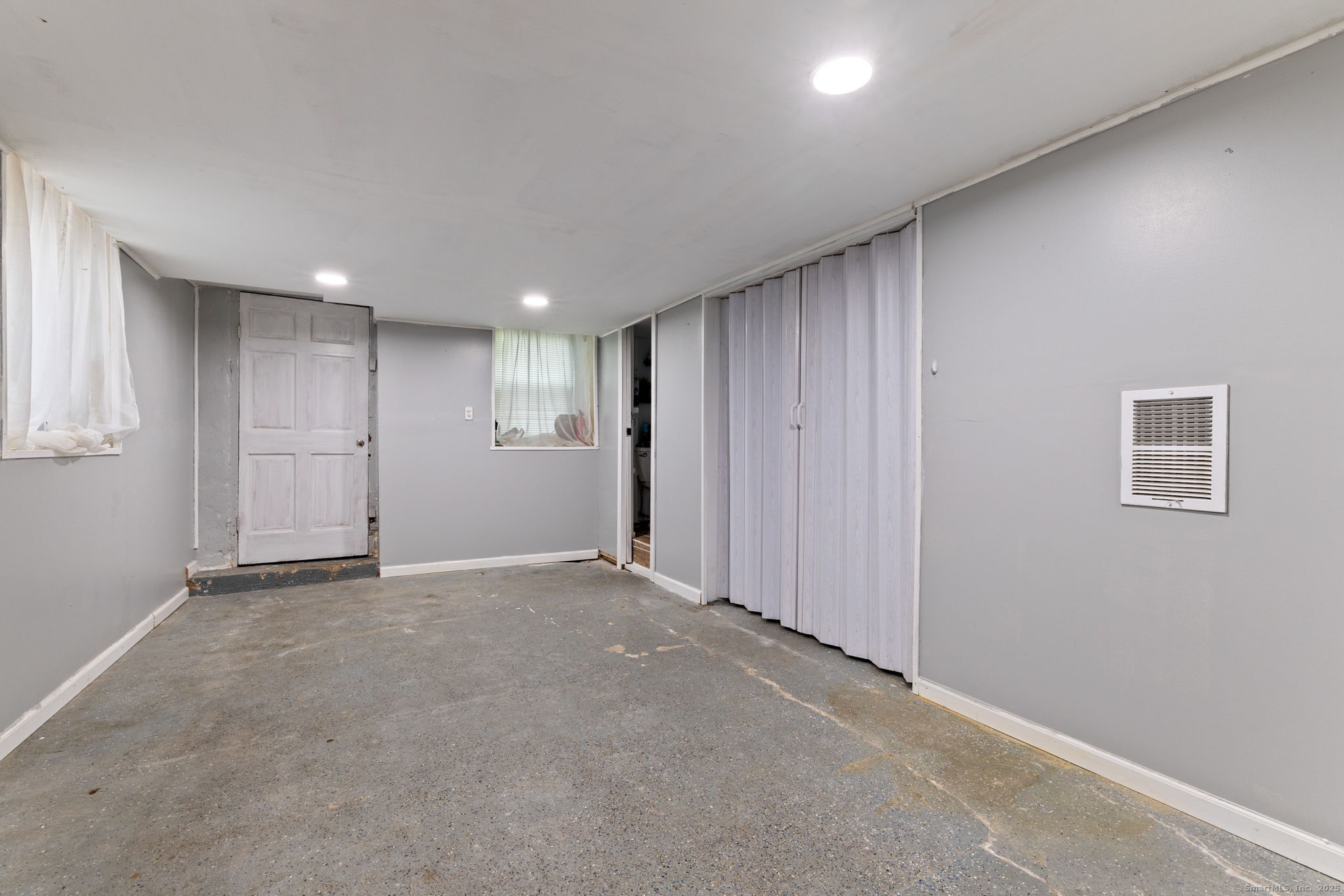 41 Gifford Avenue