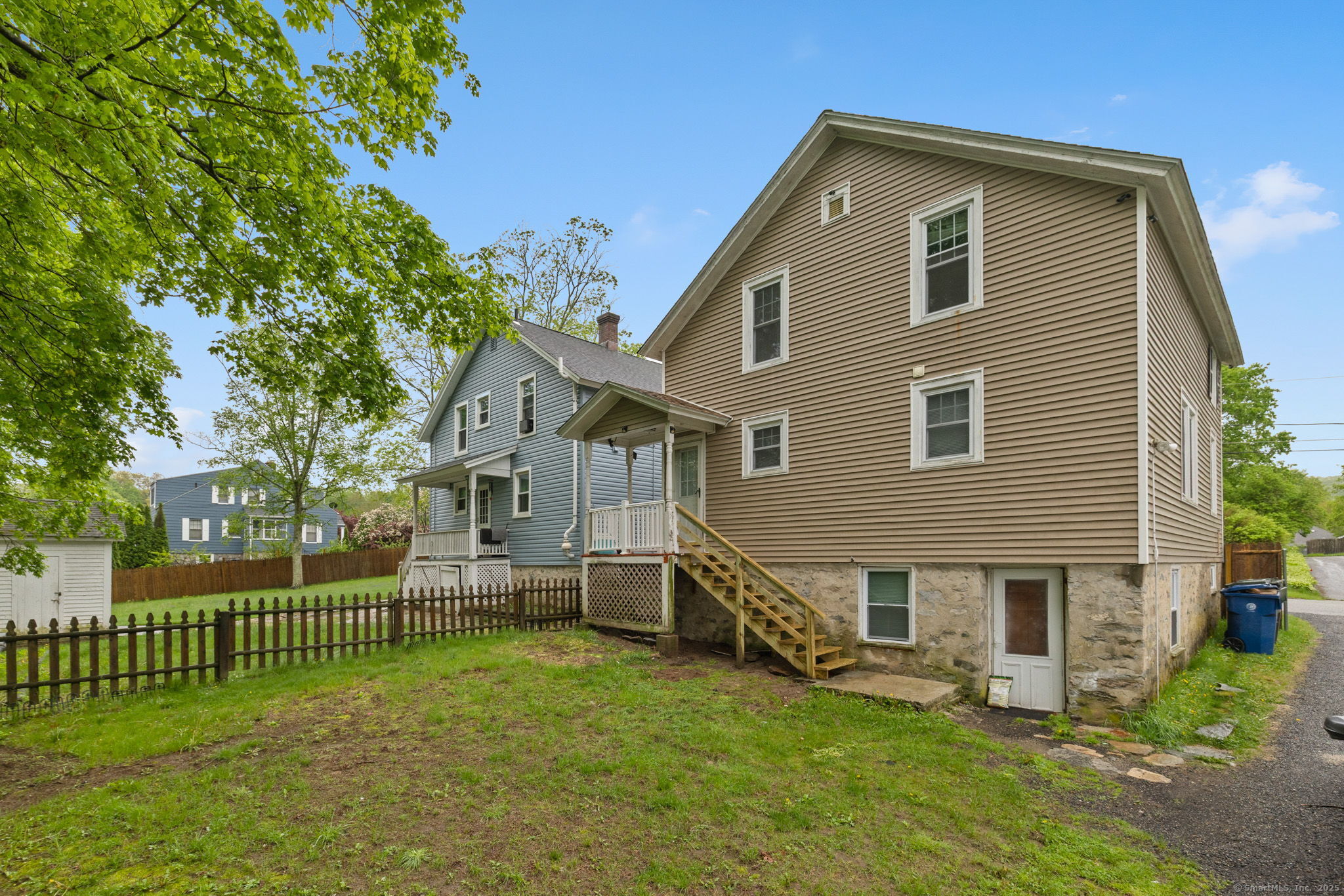 41 Gifford Avenue