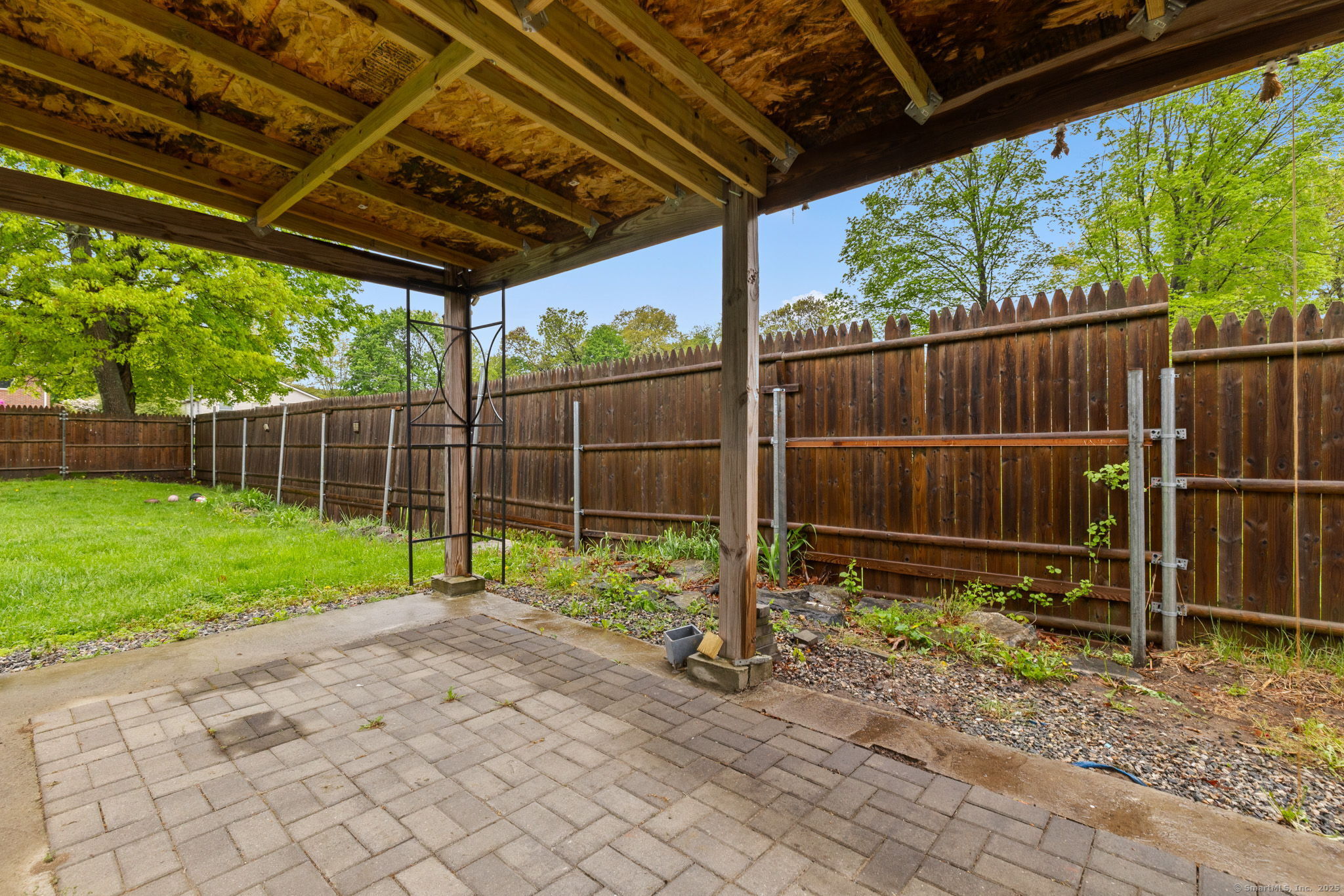 41 Gifford Avenue