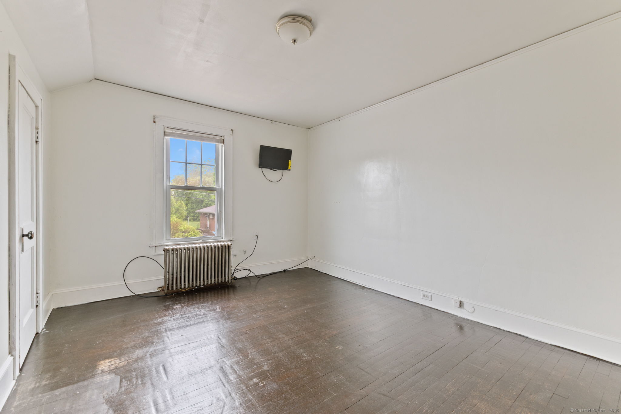 41 Gifford Avenue
