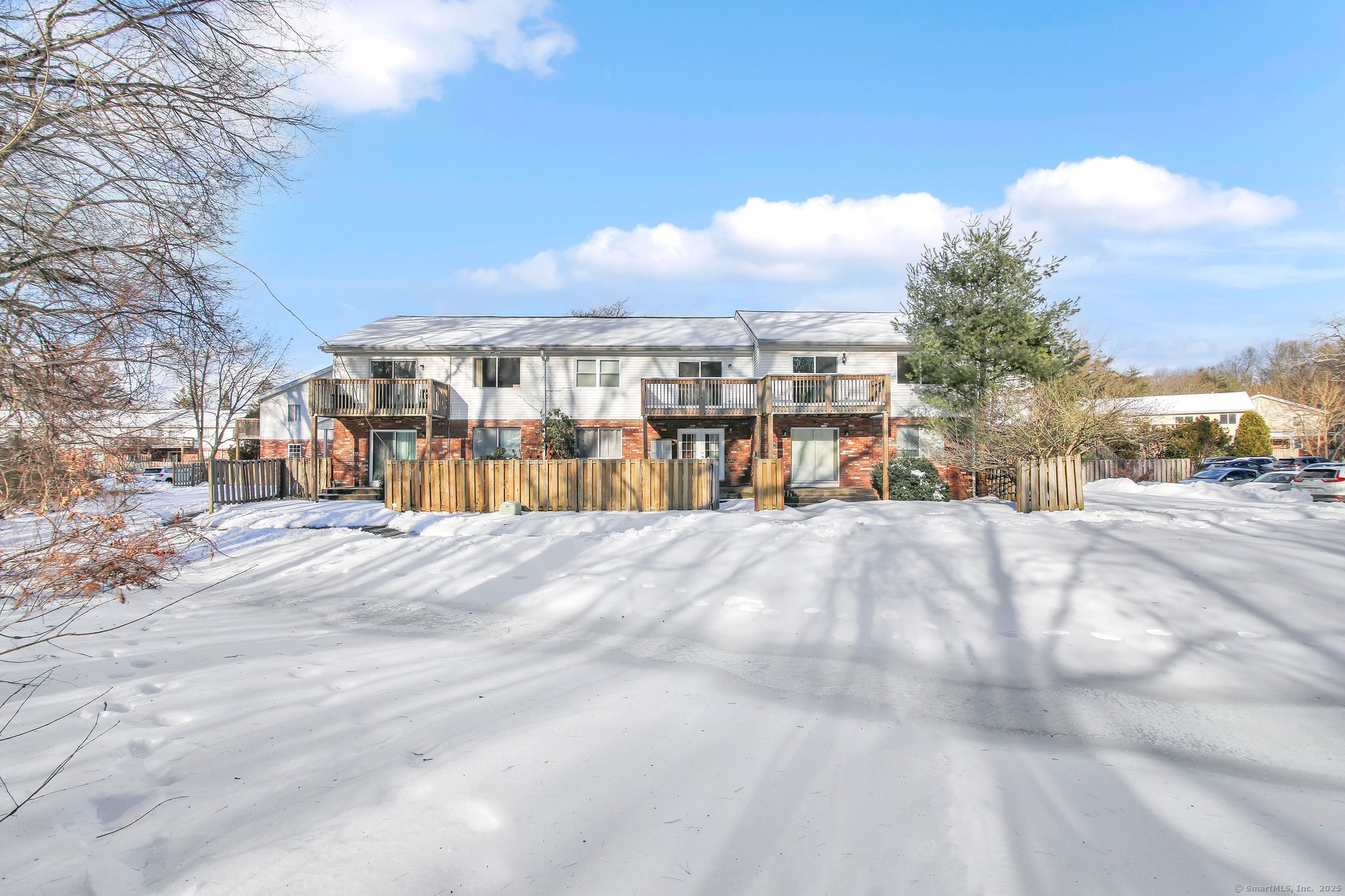 17 Bradley Circle F