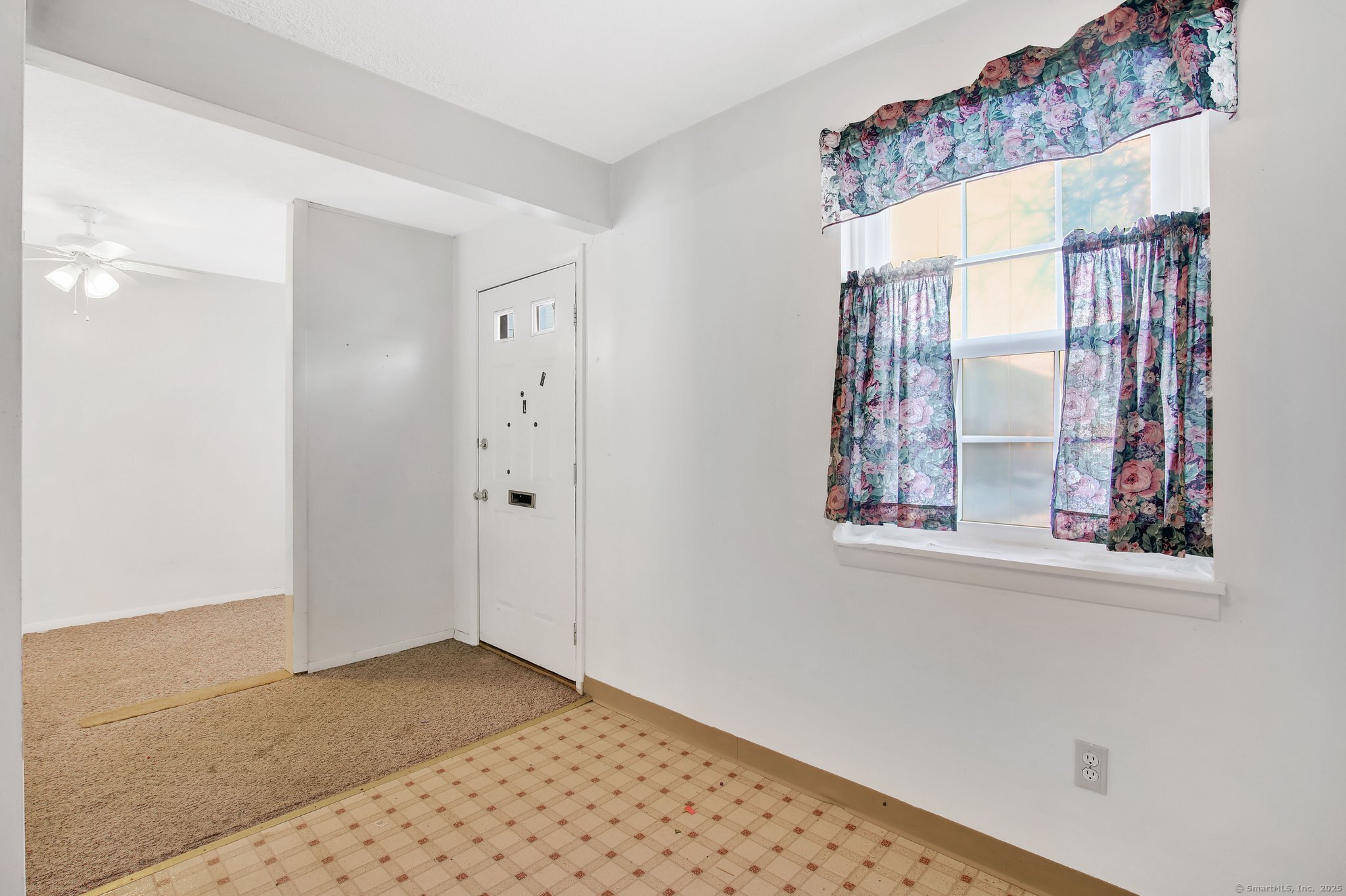 17 Bradley Circle F