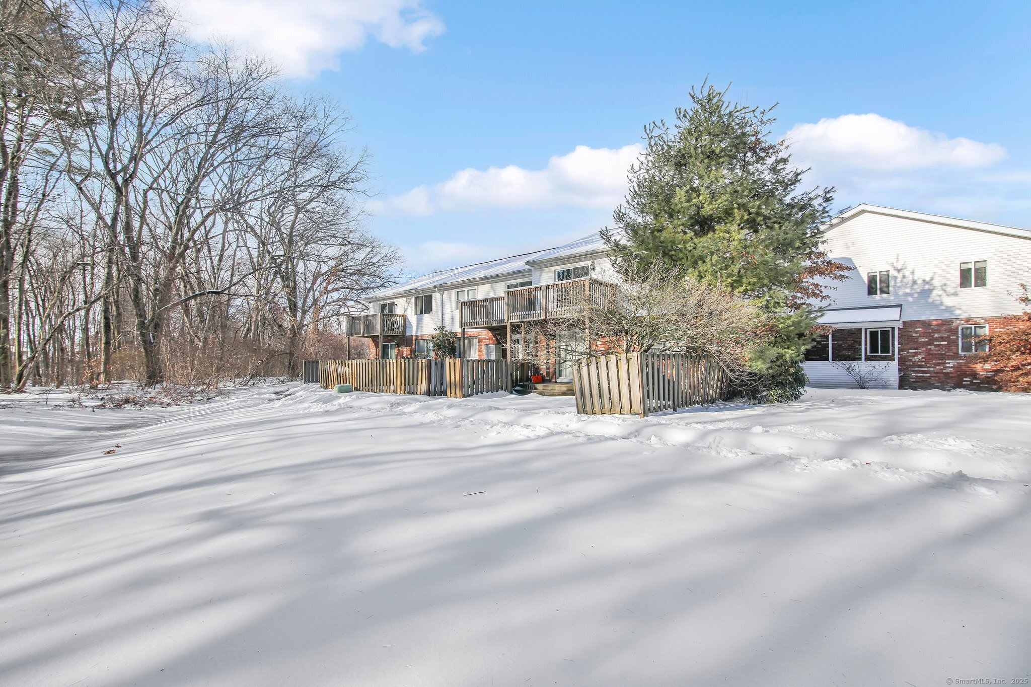 17 Bradley Circle F
