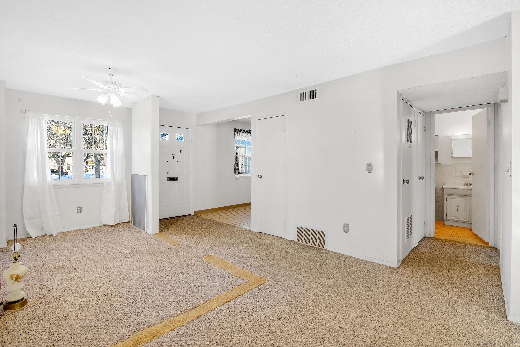 17 Bradley Circle F