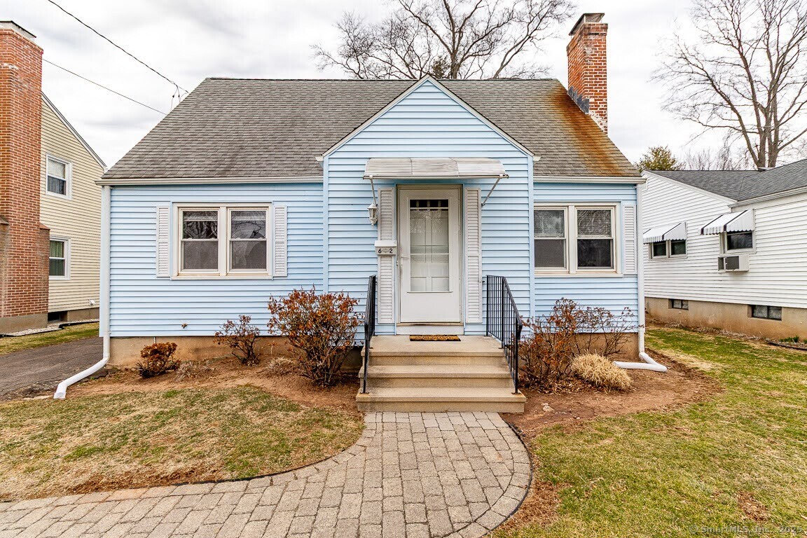 62 Woodland Street