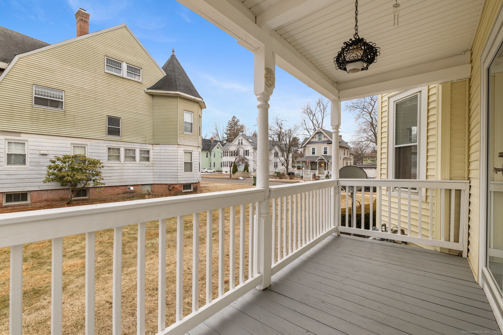 31 Loomis Avenue