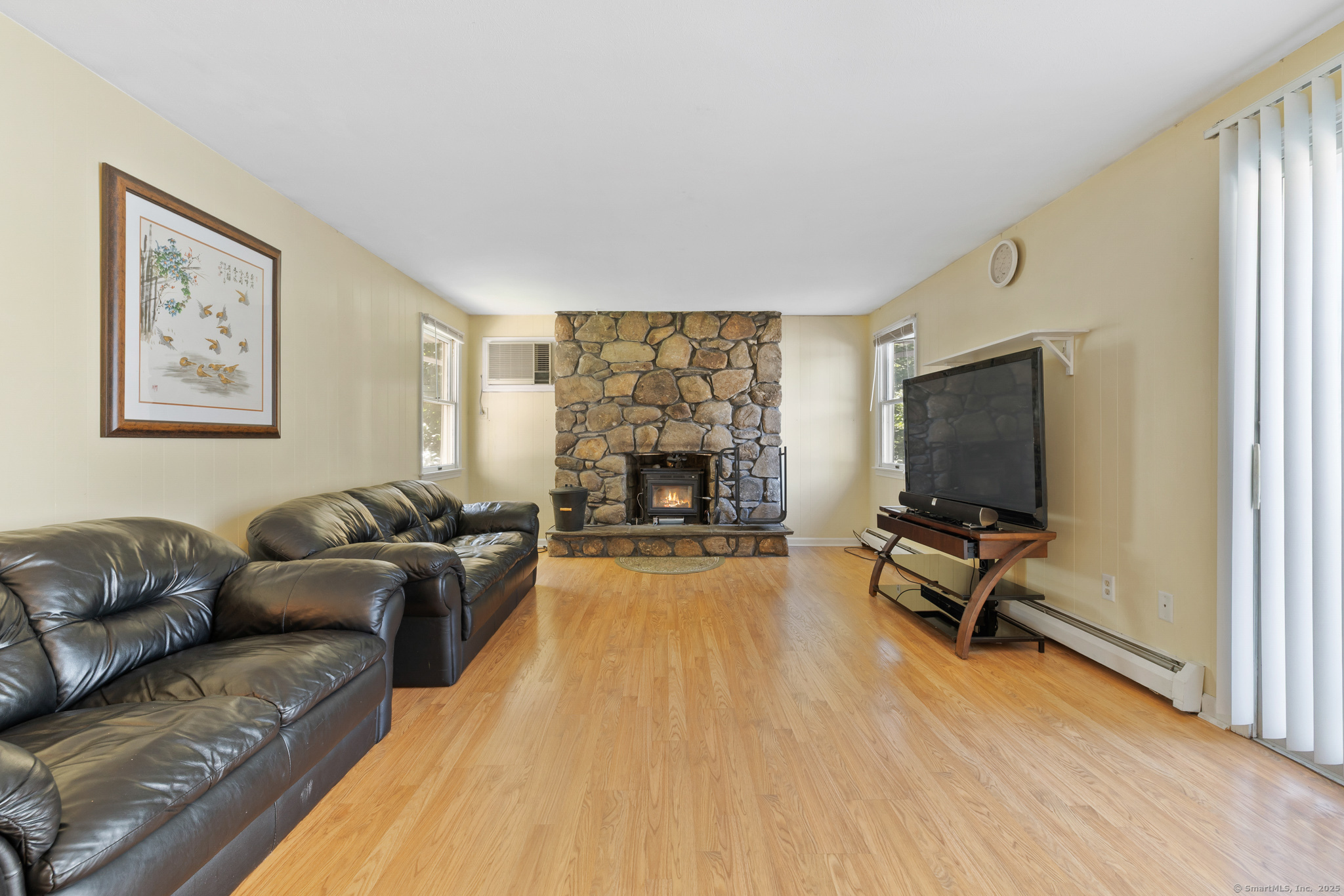 10 Mohegan Trail