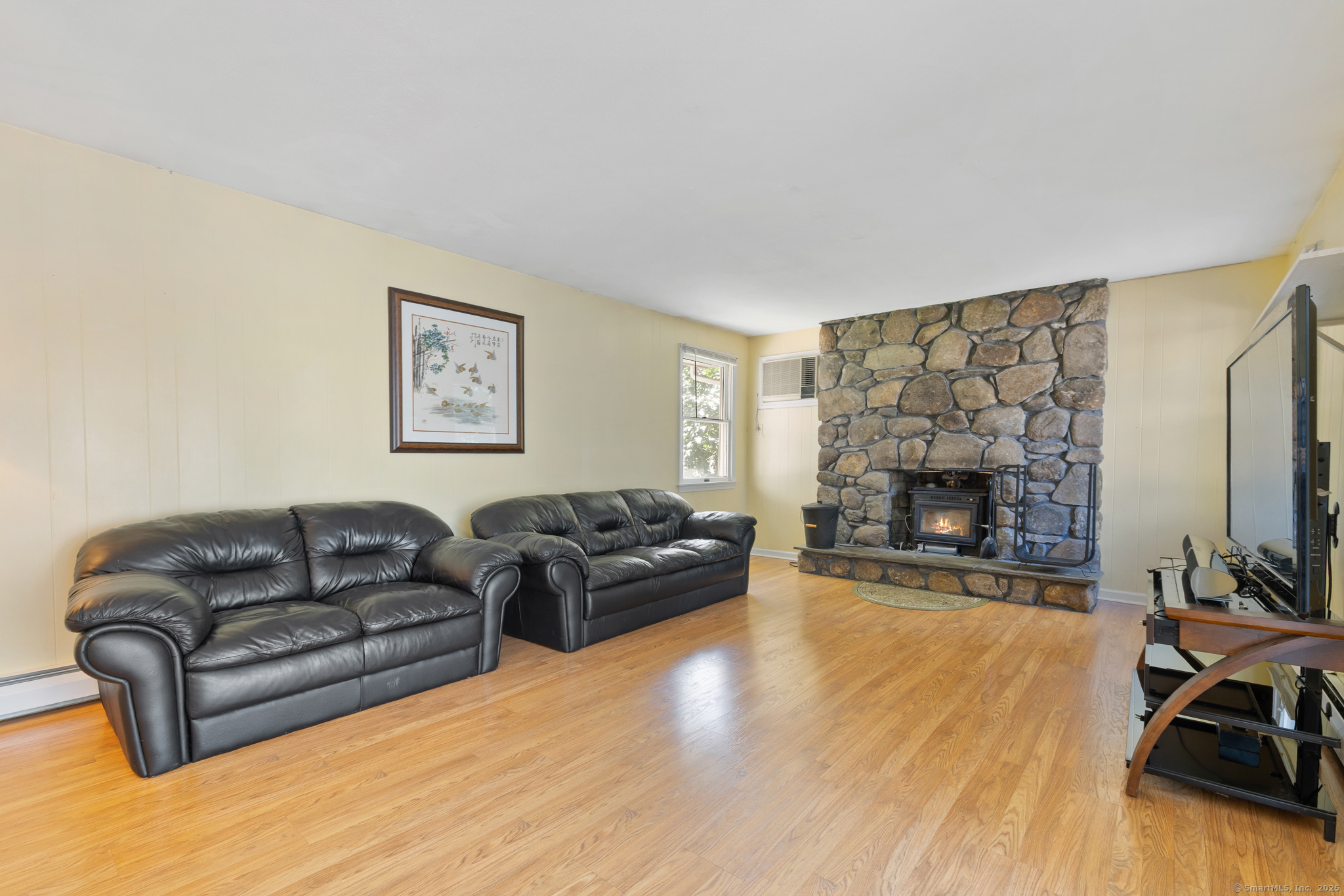 10 Mohegan Trail