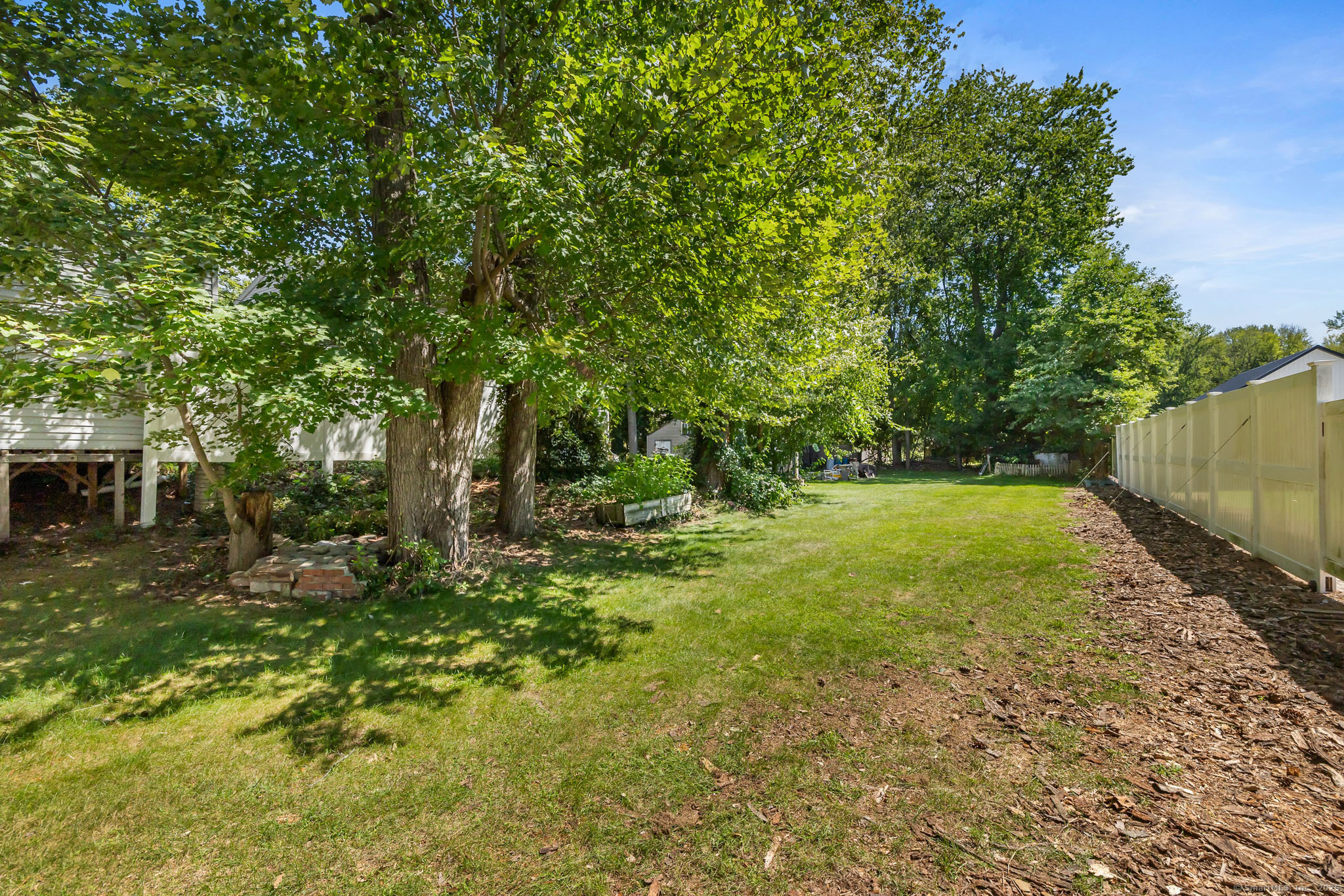 10 Mohegan Trail