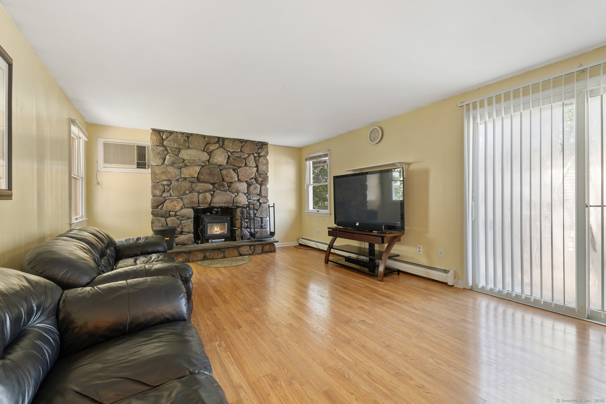 10 Mohegan Trail