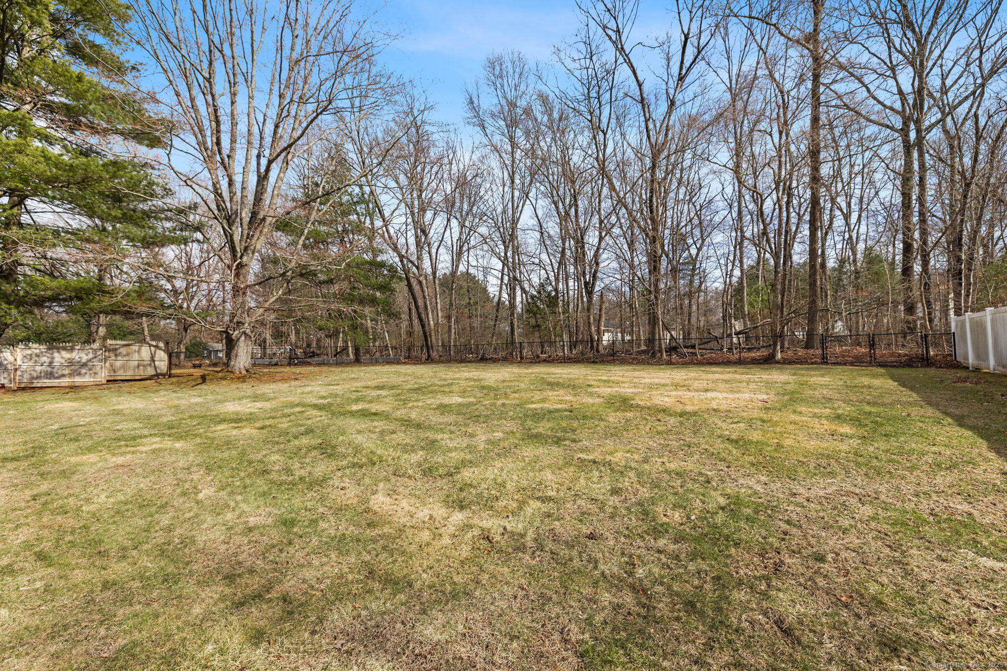 2337 Ellington Road