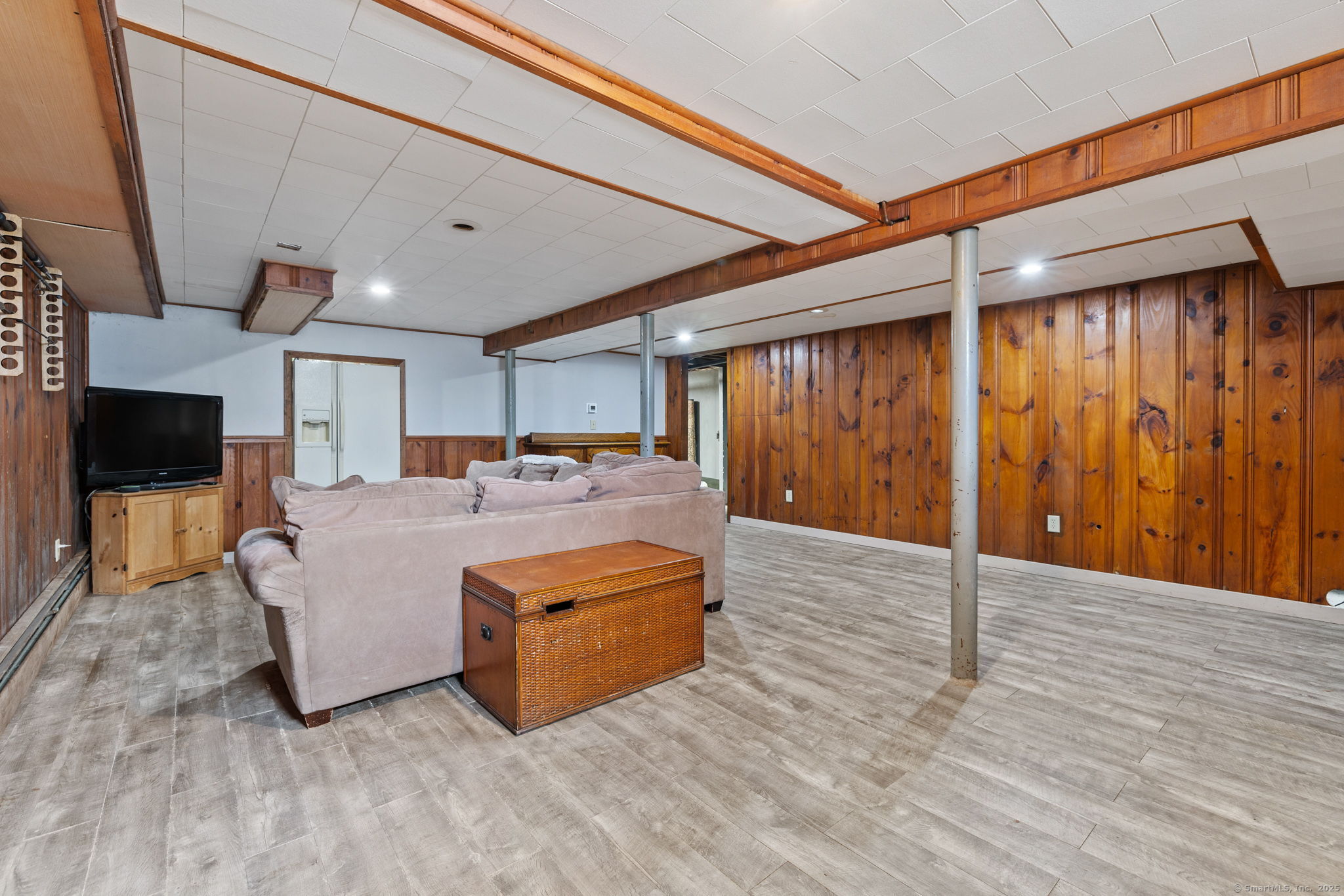 2337 Ellington Road