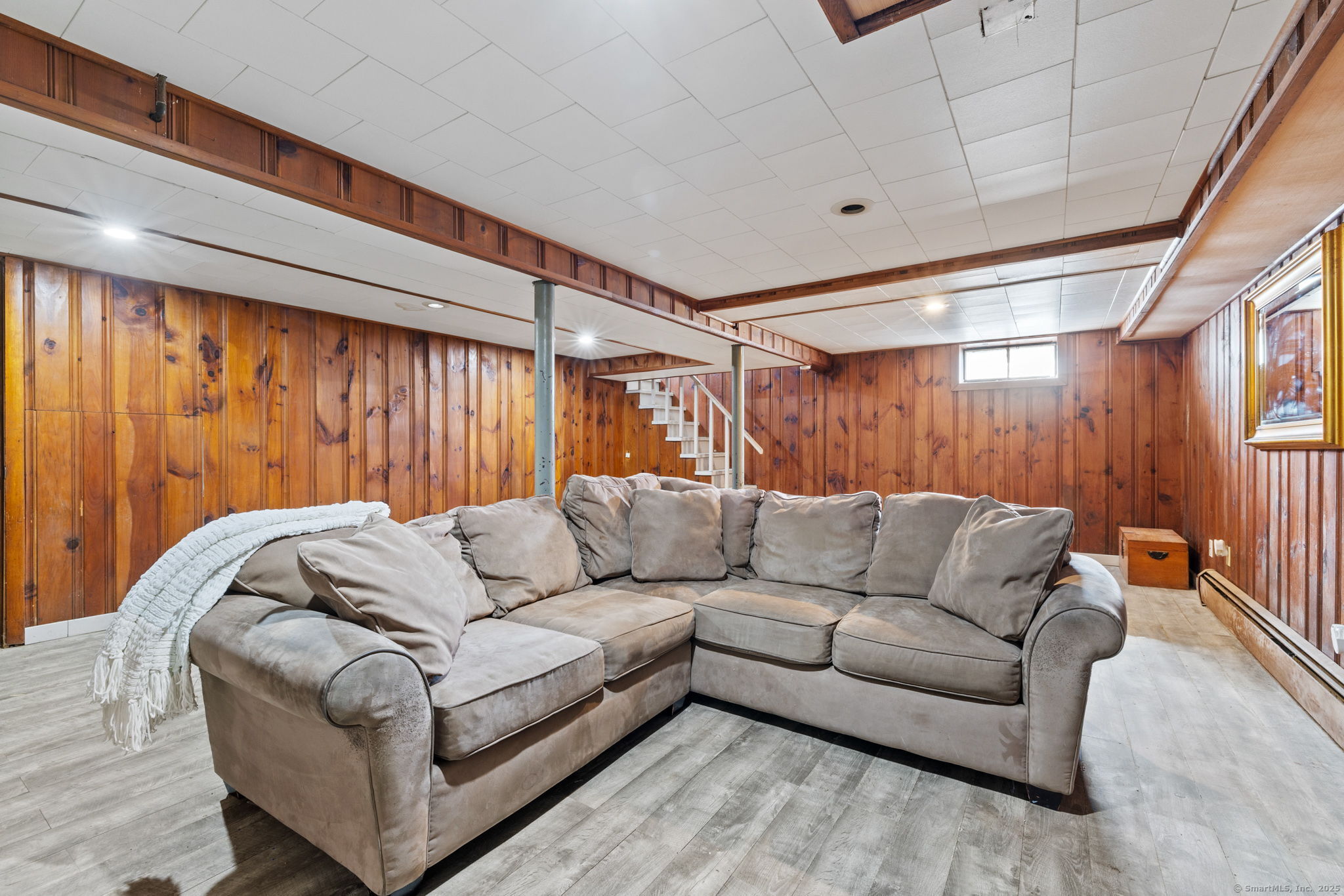 2337 Ellington Road