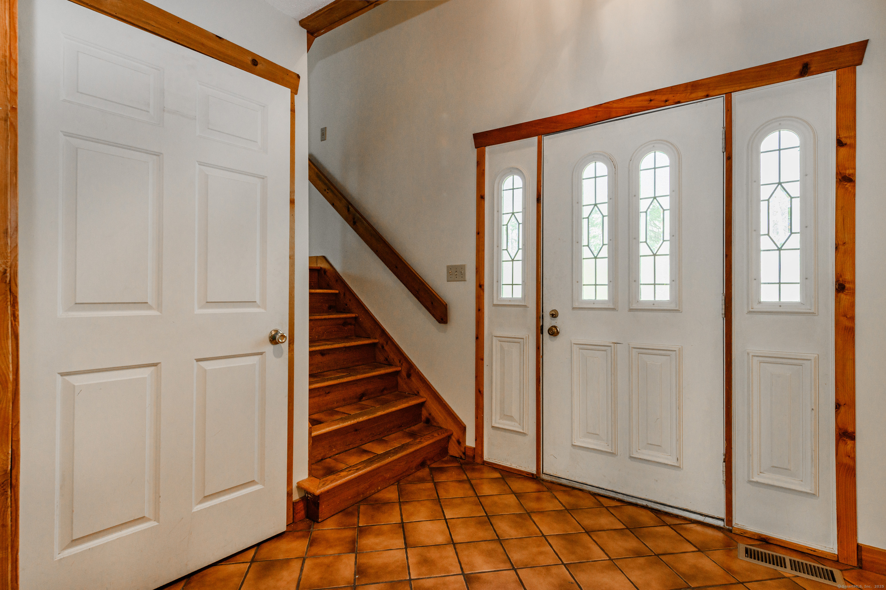 9 Stonehedge Way