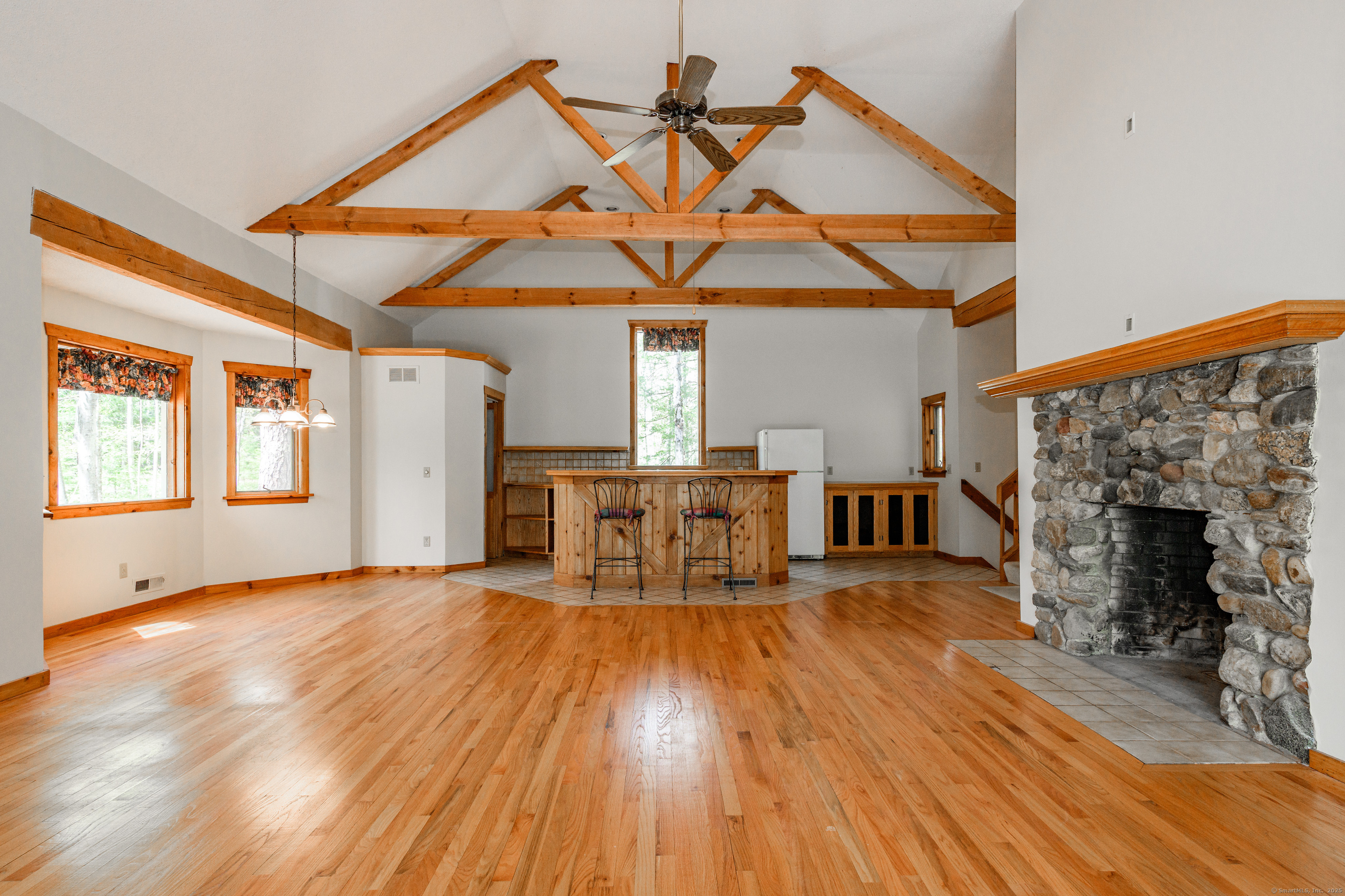 9 Stonehedge Way