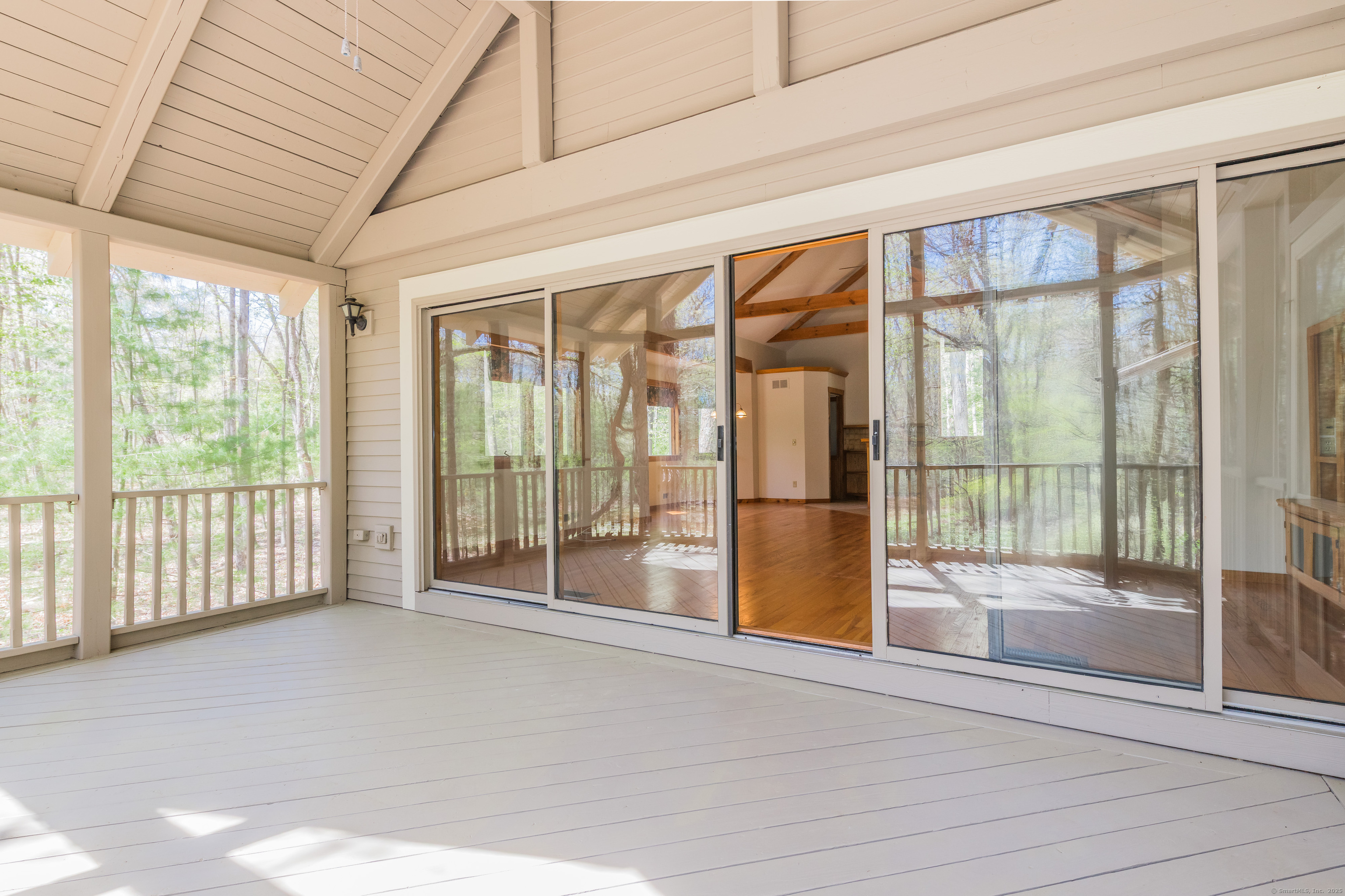 9 Stonehedge Way