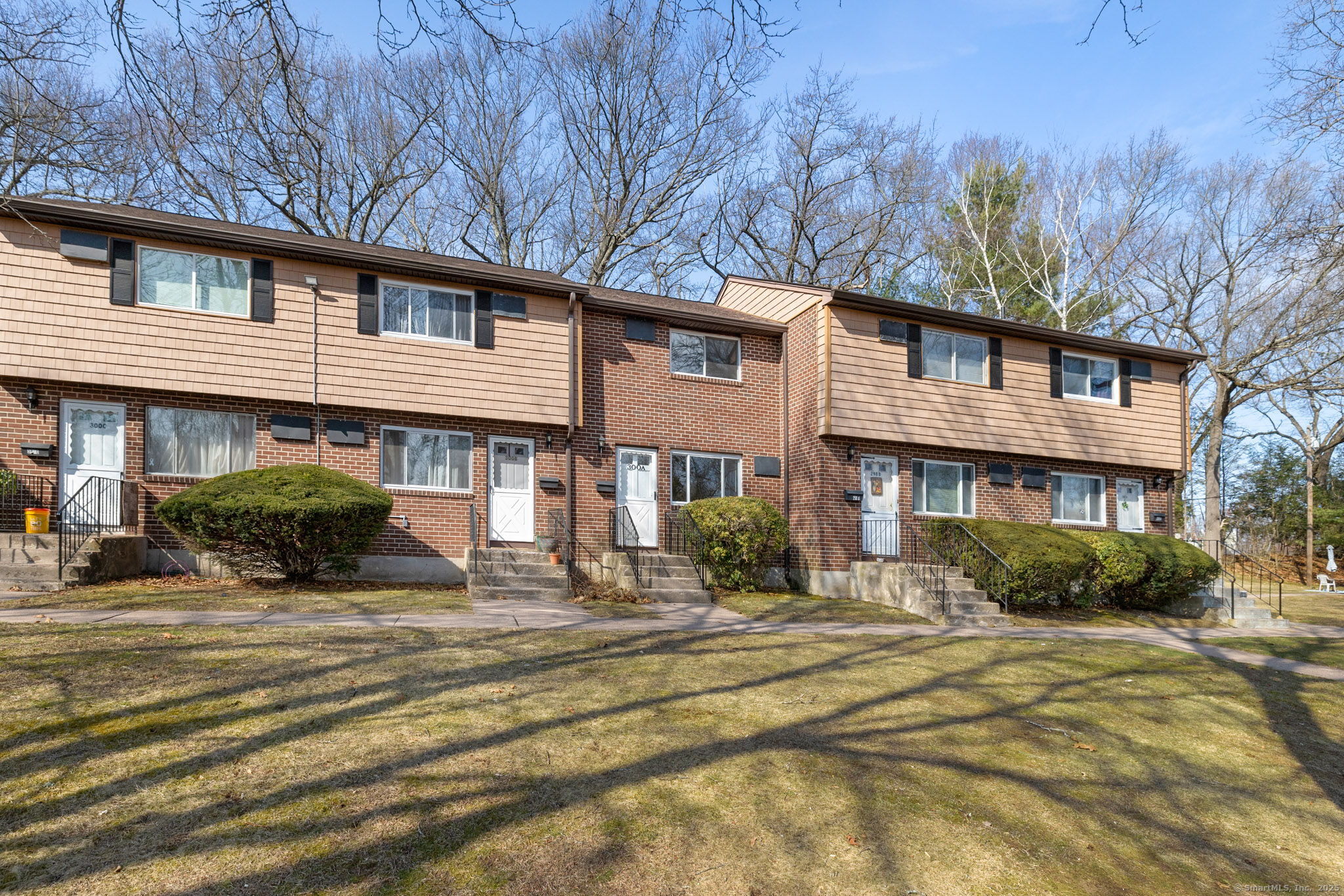 300 Green Road APT A