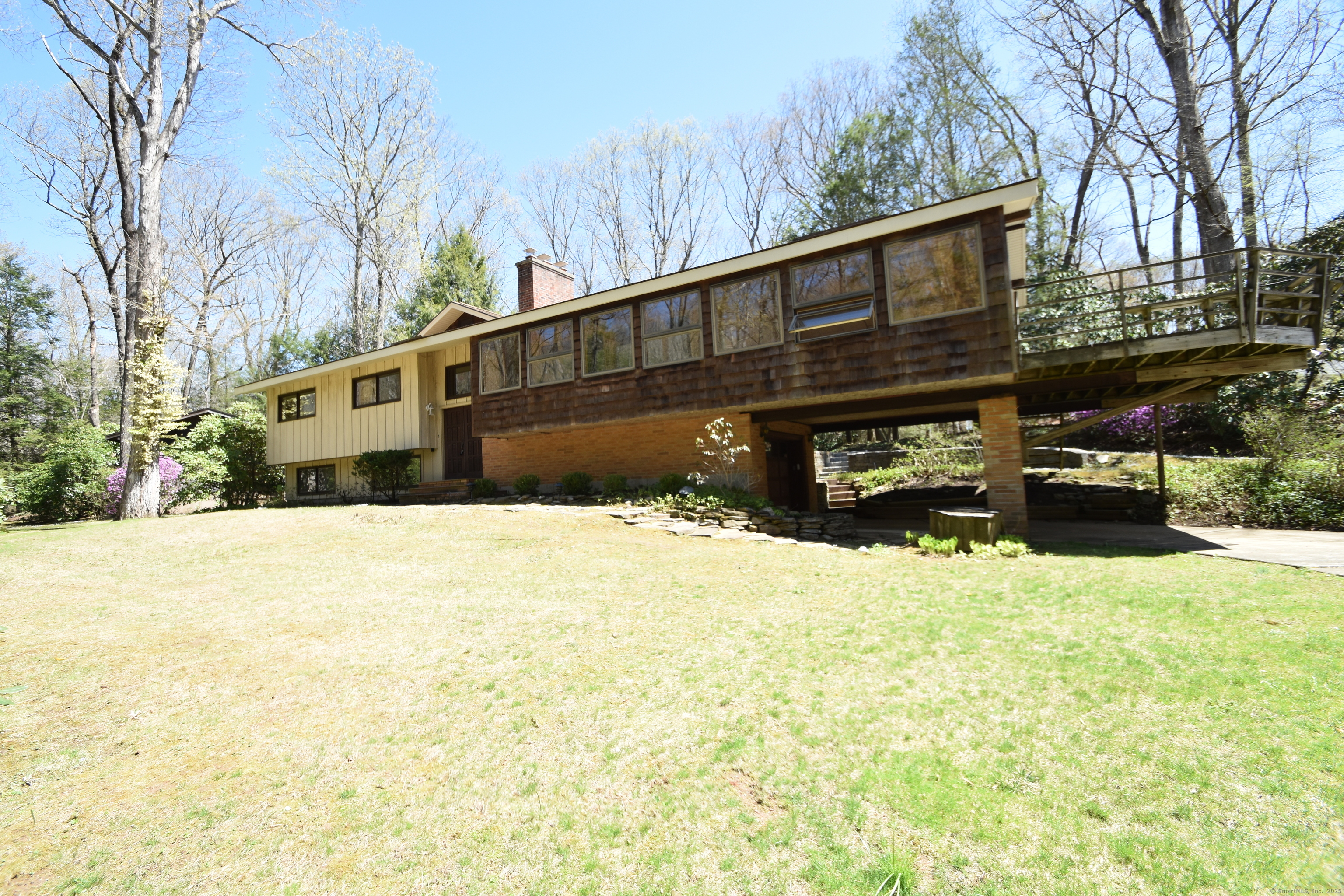 2 Converse Road