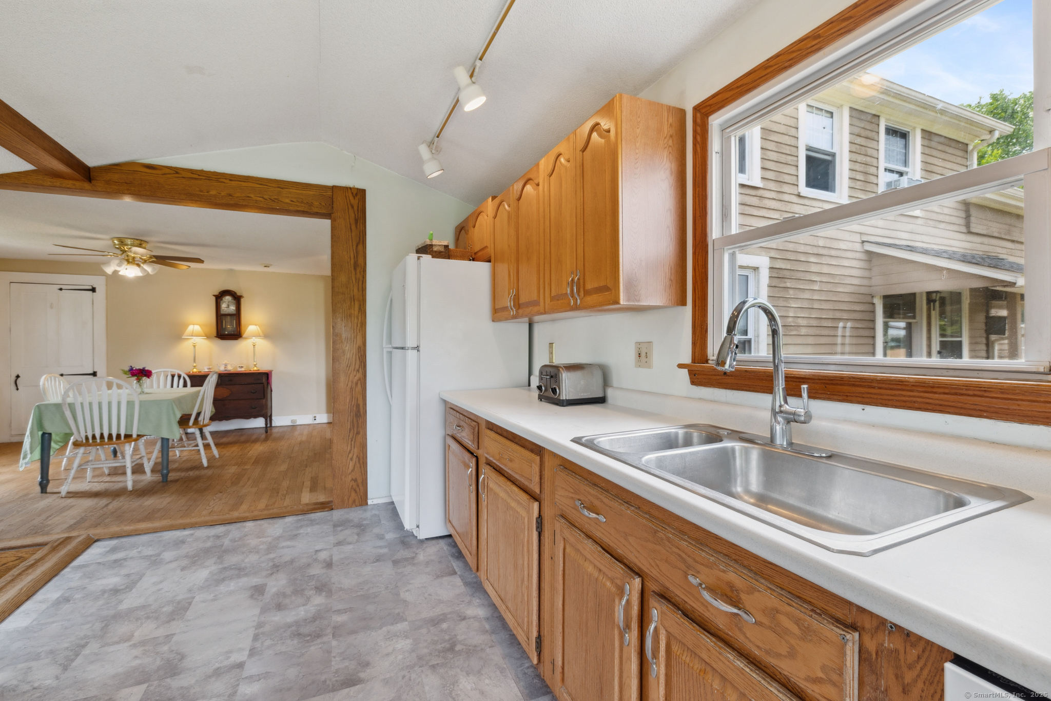 168 Abbe Road