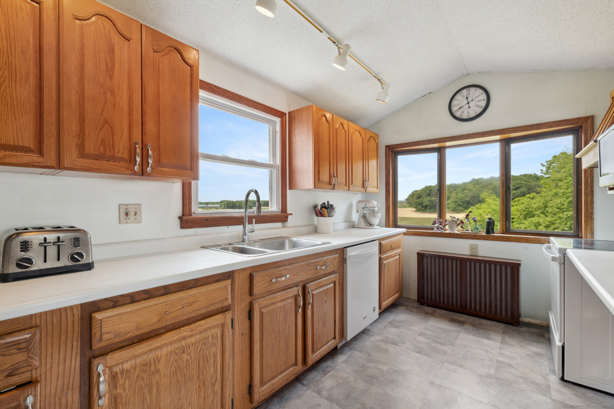 168 Abbe Road