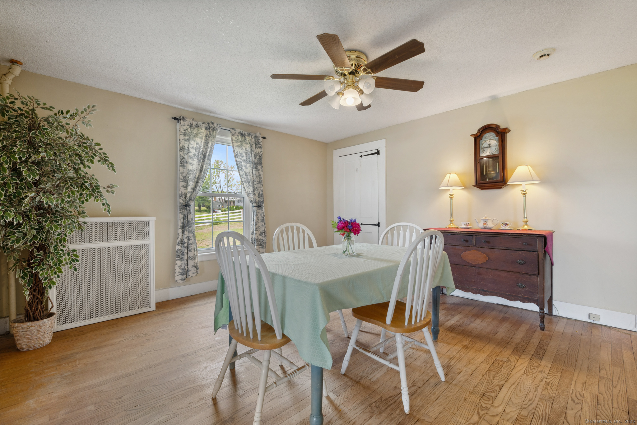 168 Abbe Road