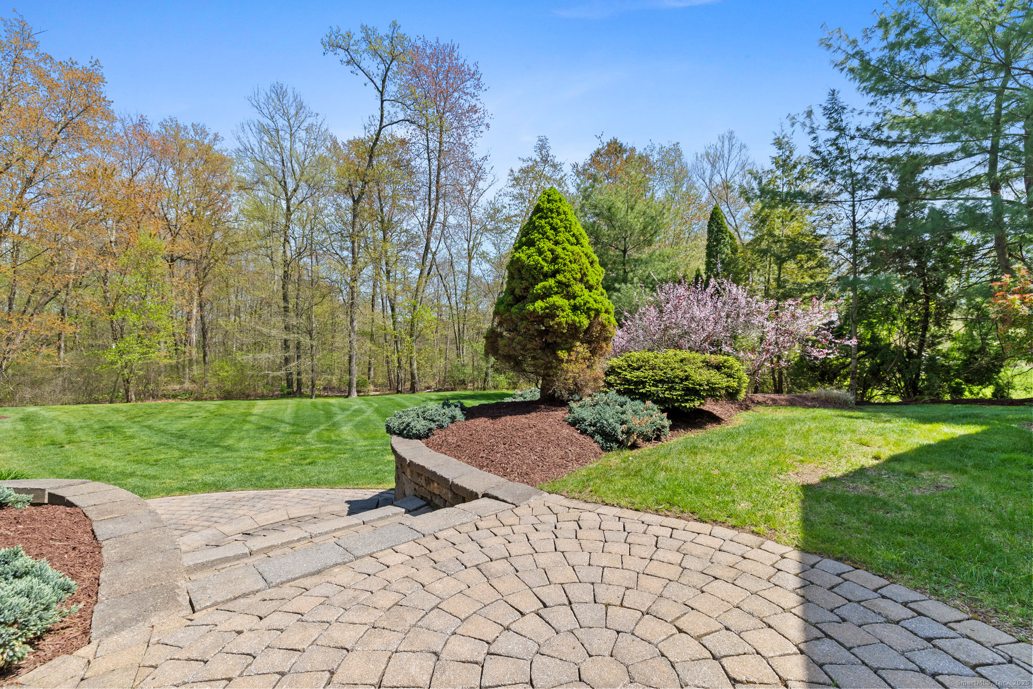 89 Cliffwood Drive