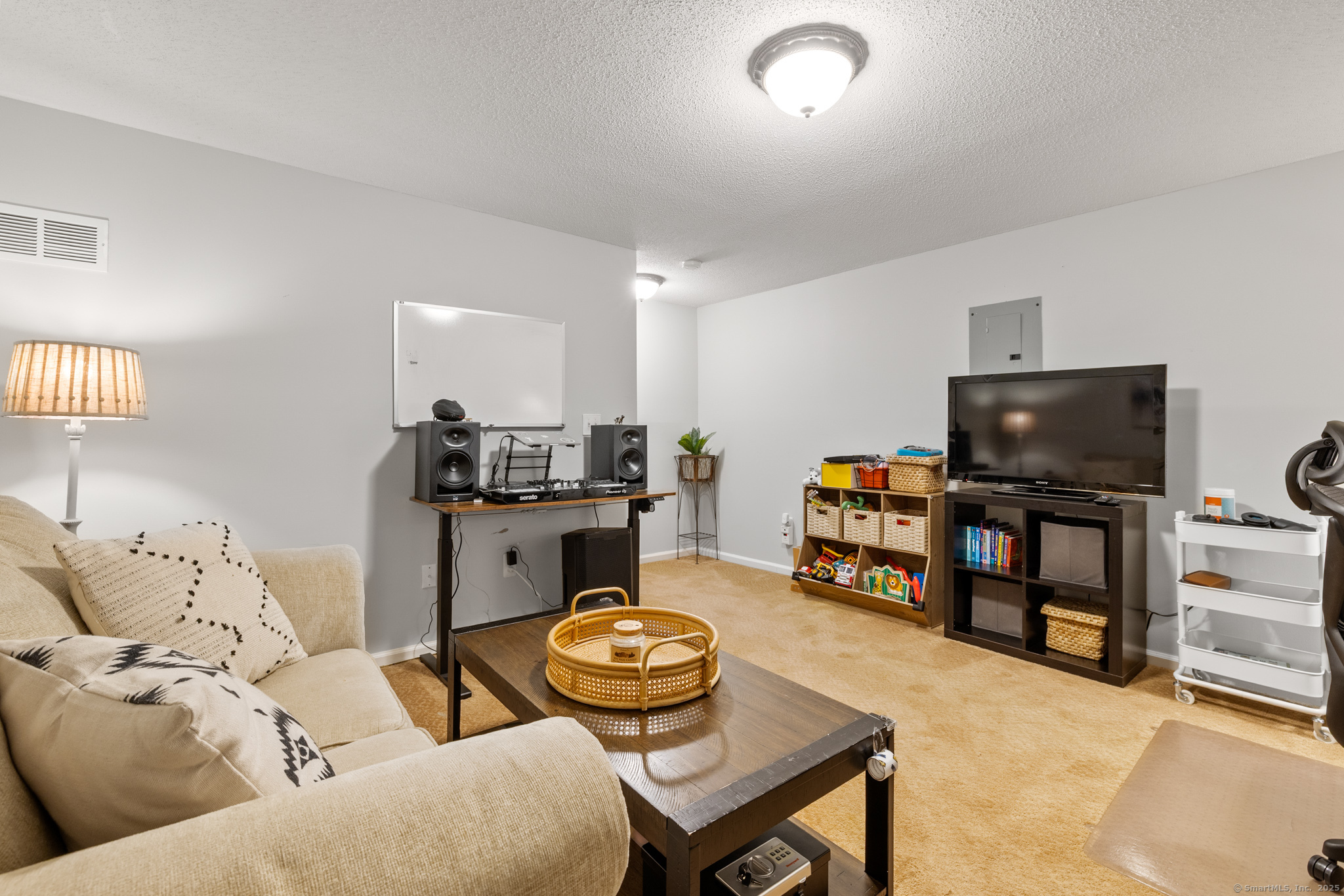 27 Summersweet Drive 27