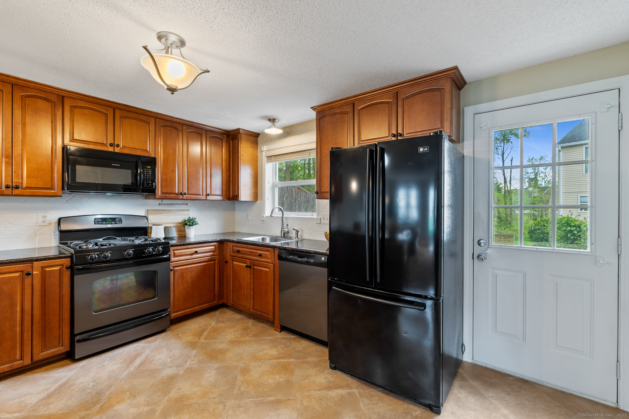 27 Summersweet Drive 27