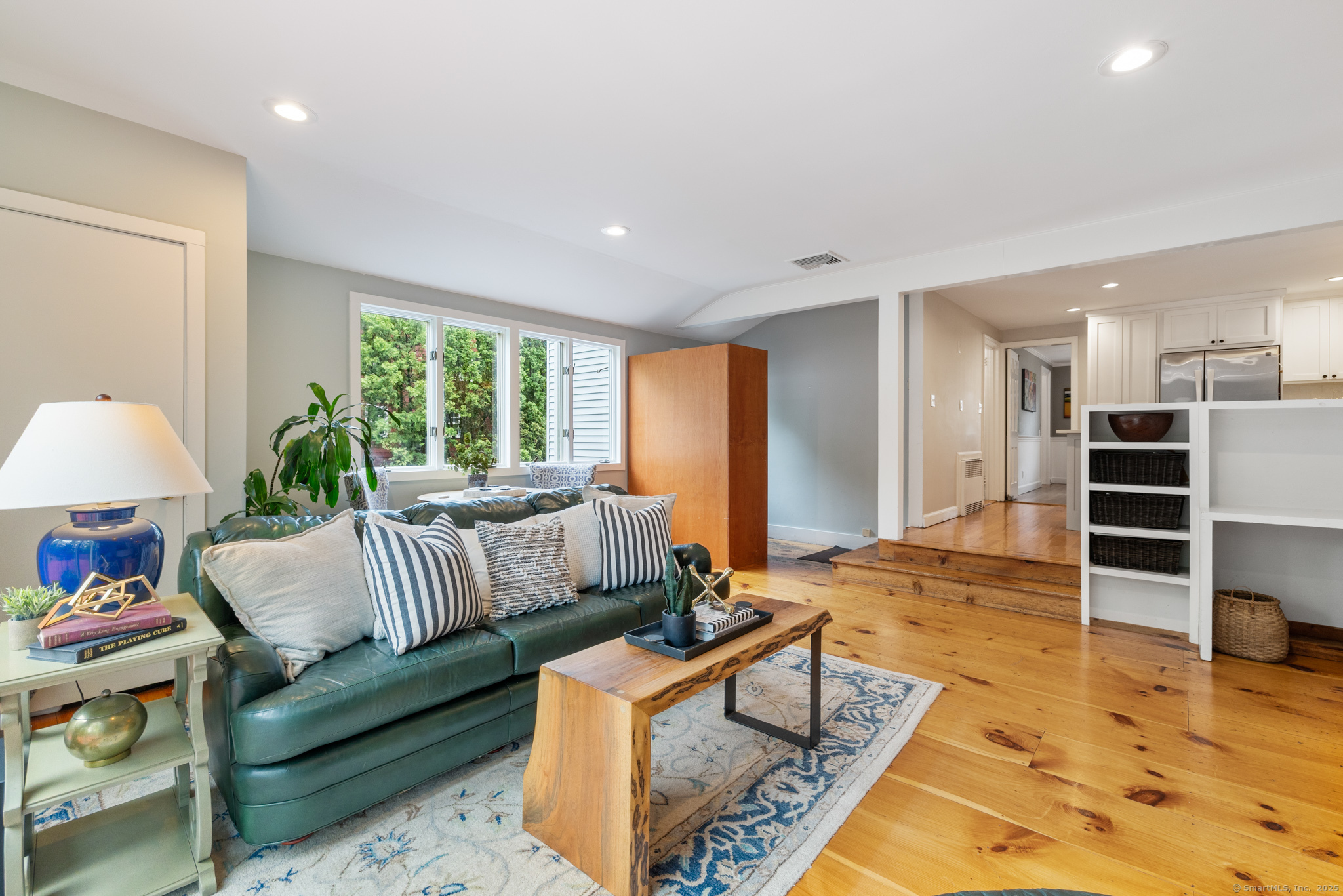 46 Glenbrook Road