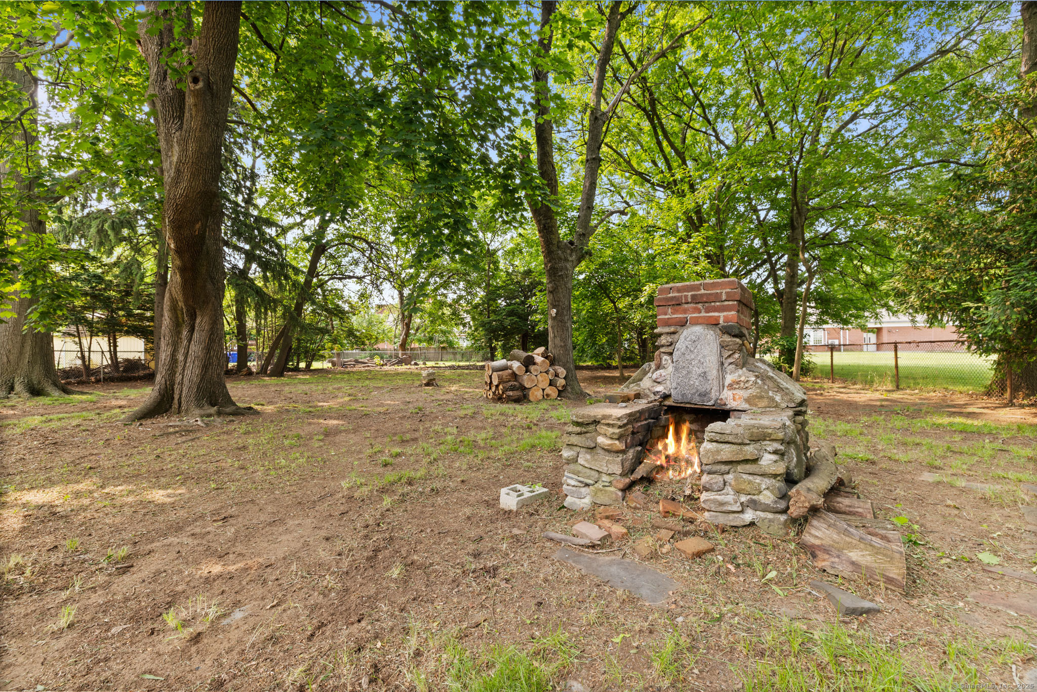 213 Silver Lane