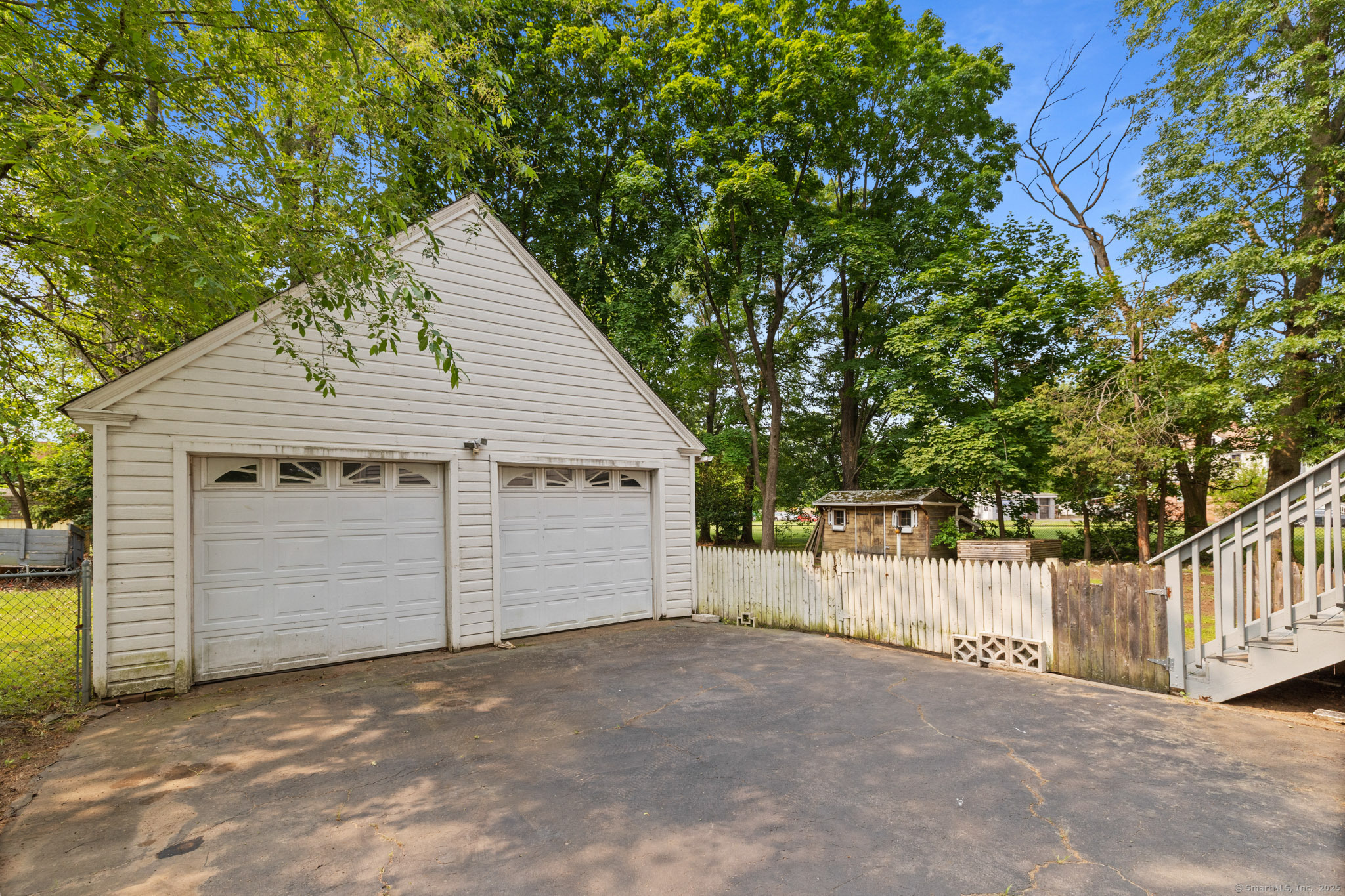 213 Silver Lane