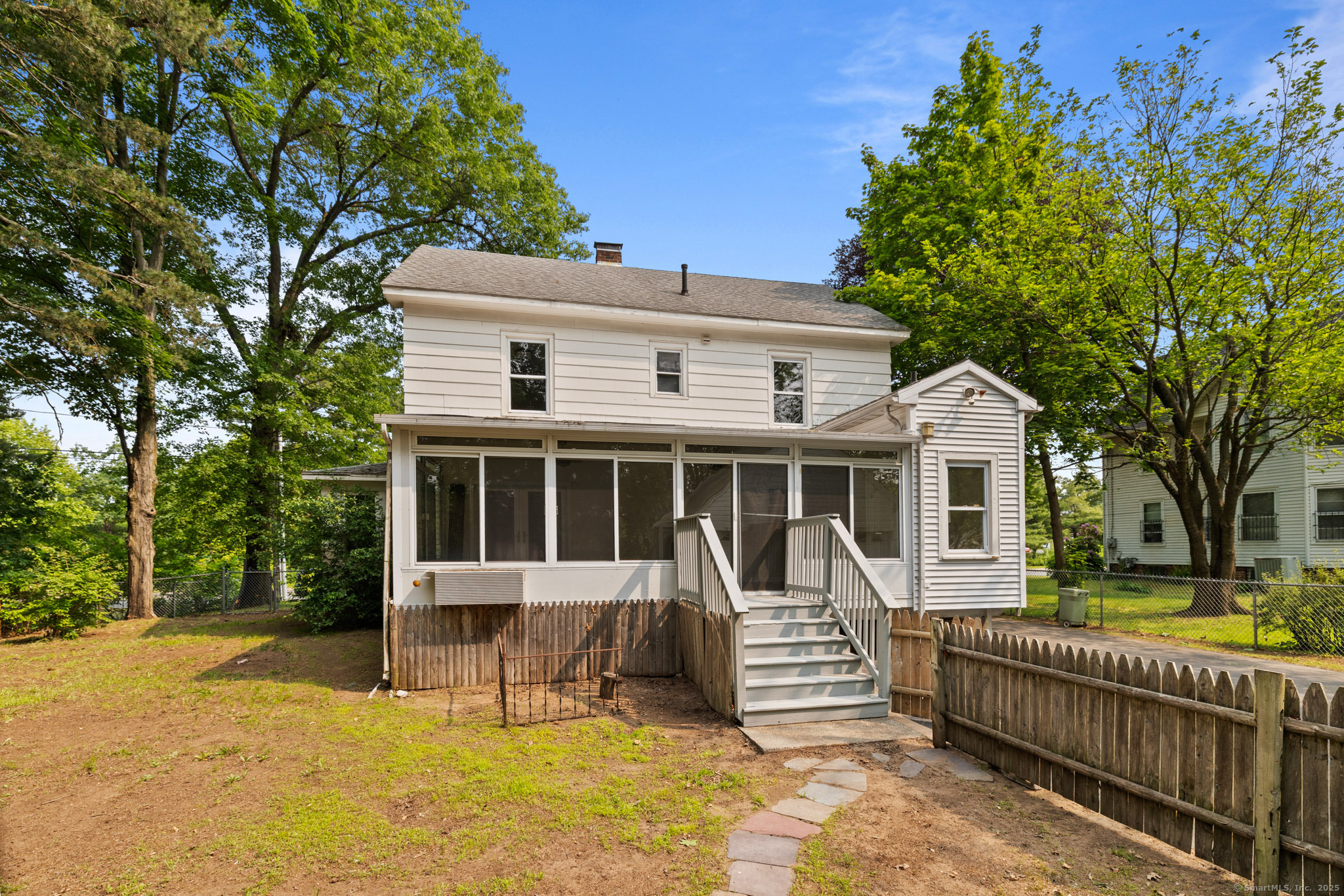 213 Silver Lane