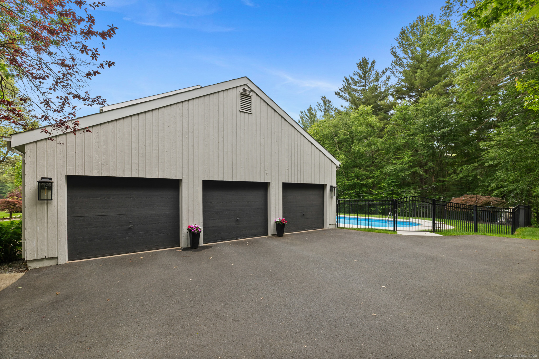 54 Edgewood Lane