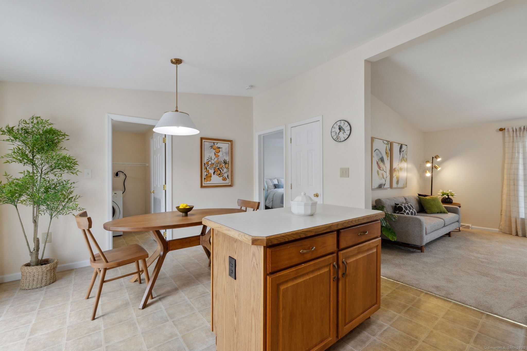 7 Rose Court