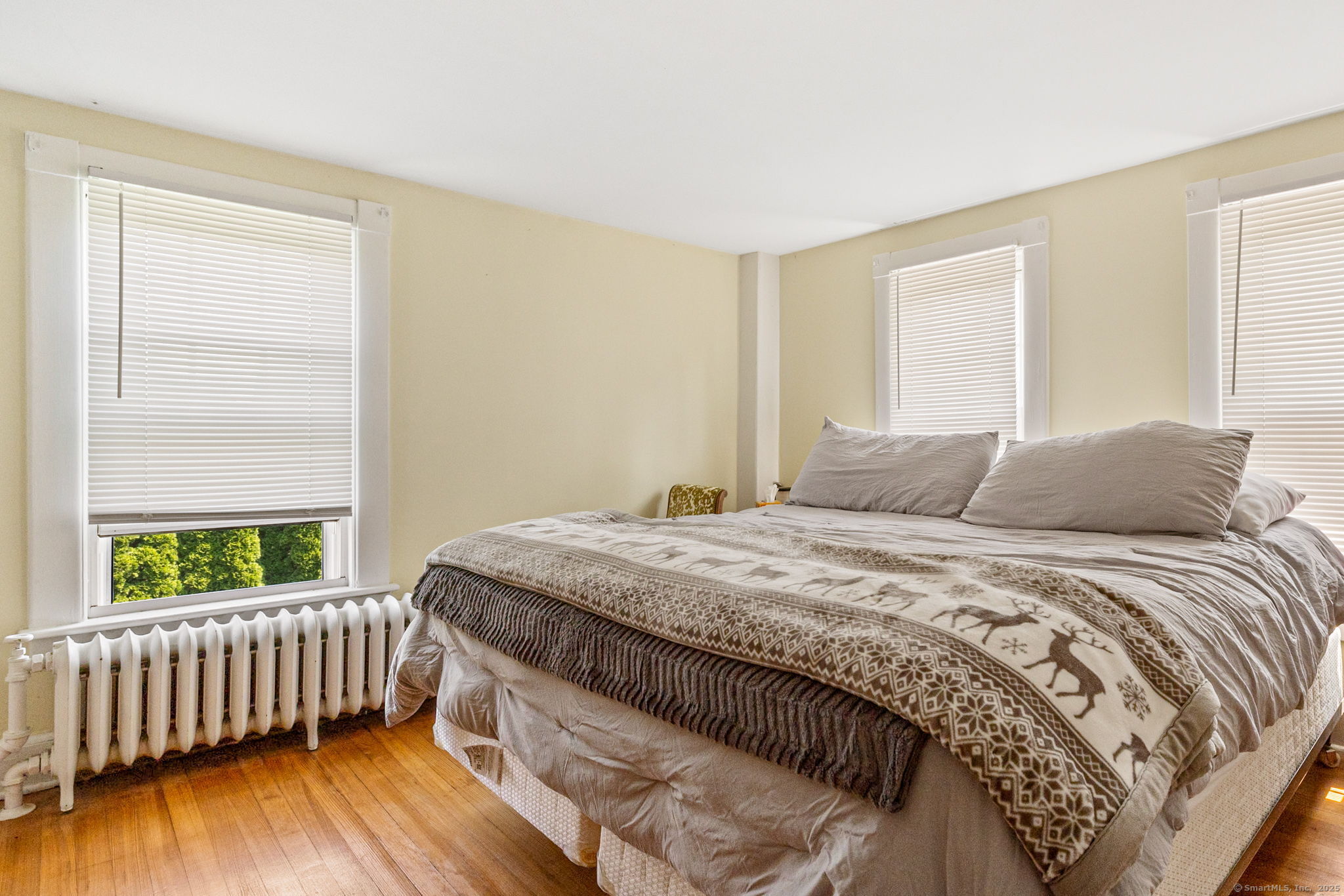 584 Main Street 2